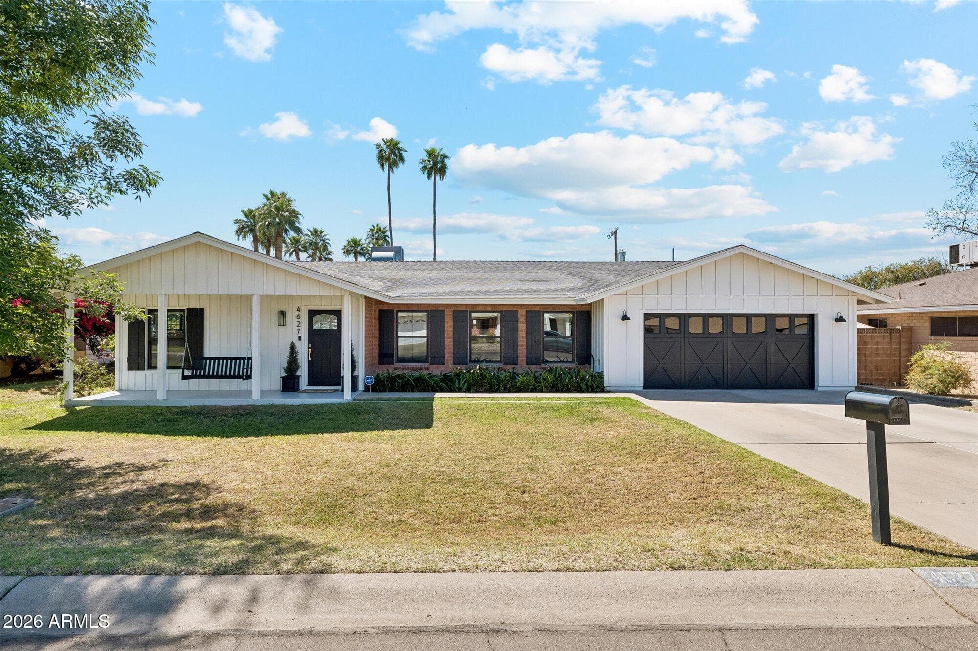 4627 E Wilshire Dr — photo 2