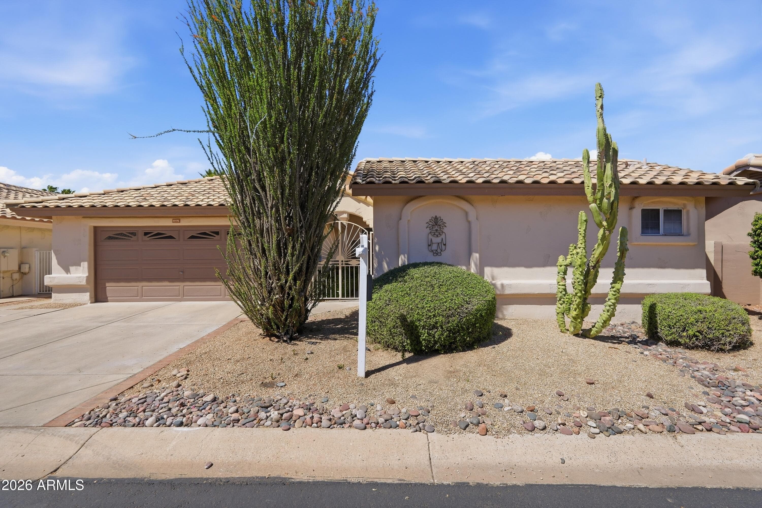 17496 N Lonesome Dove Trail — photo 1