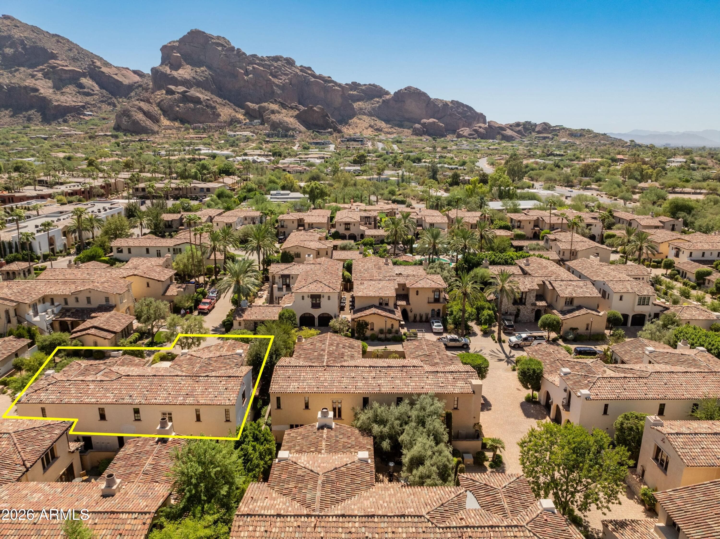 4949 E Lincoln Dr 7 — photo 2