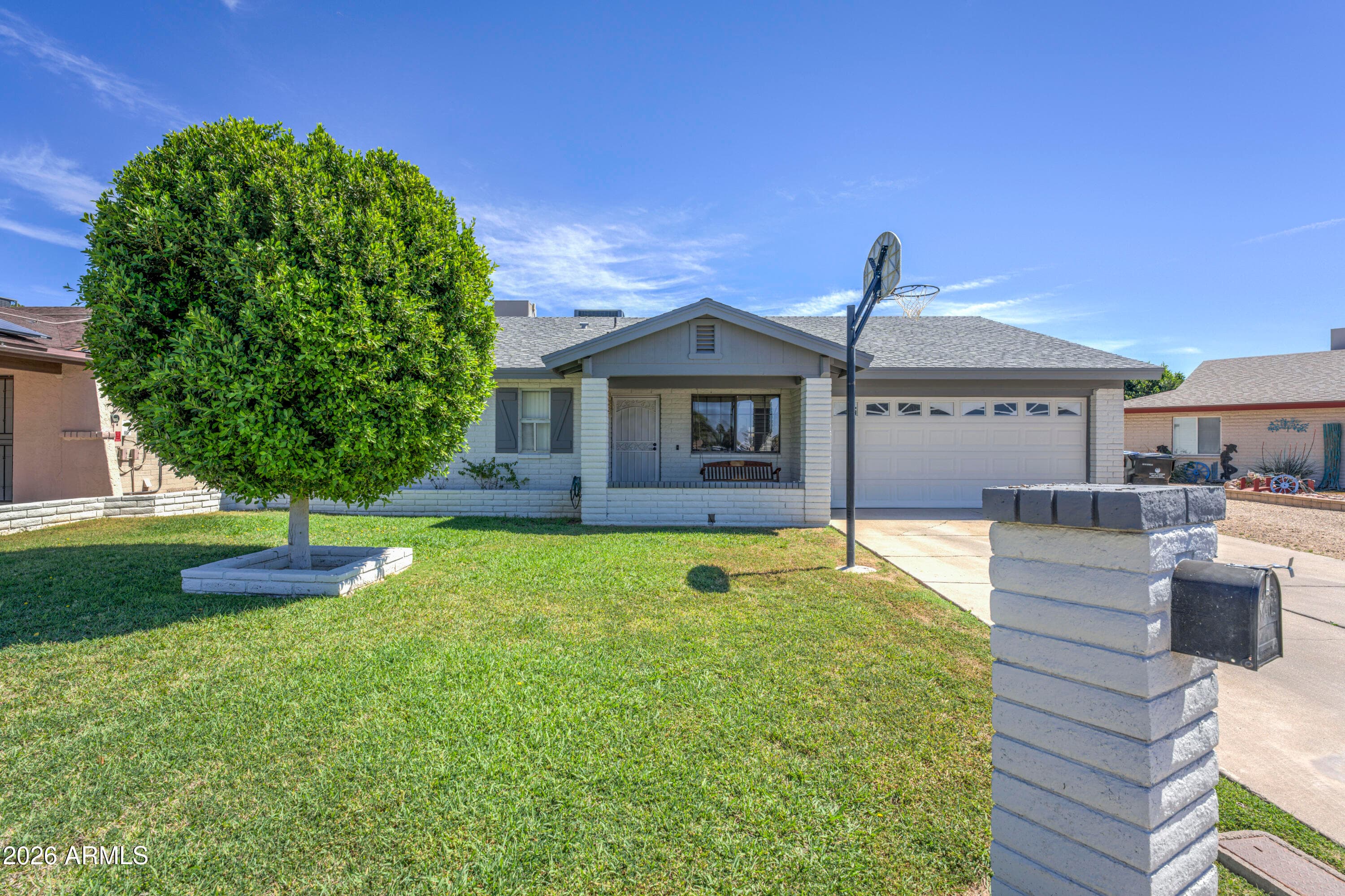 18225 N 29th Dr — photo 2