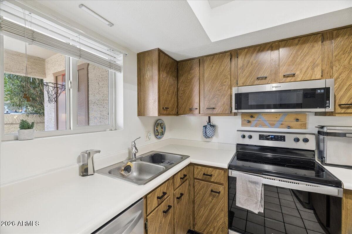 4150 E CACTUS RD - Photo 4