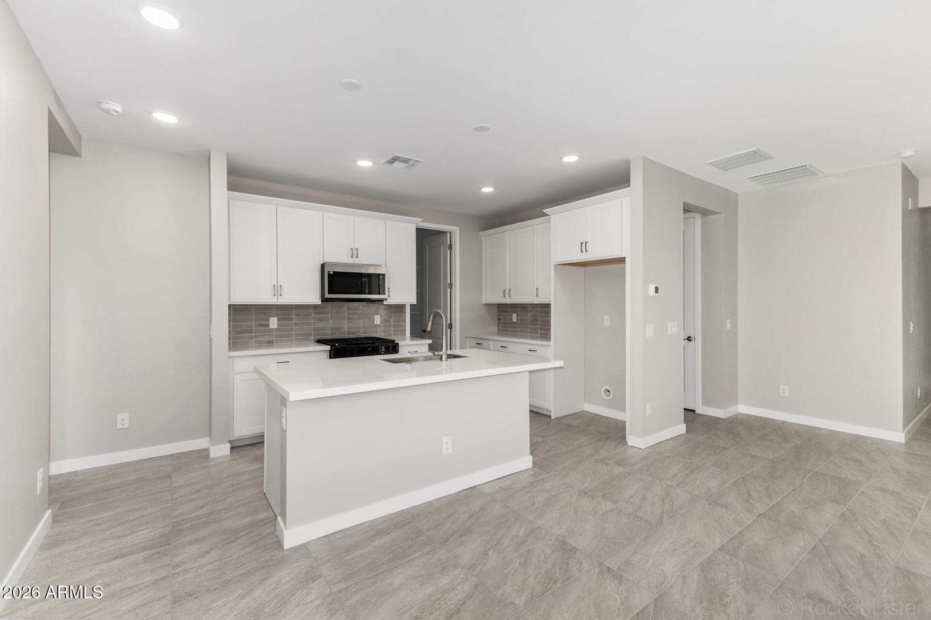5566 N 205th Ln — photo 2