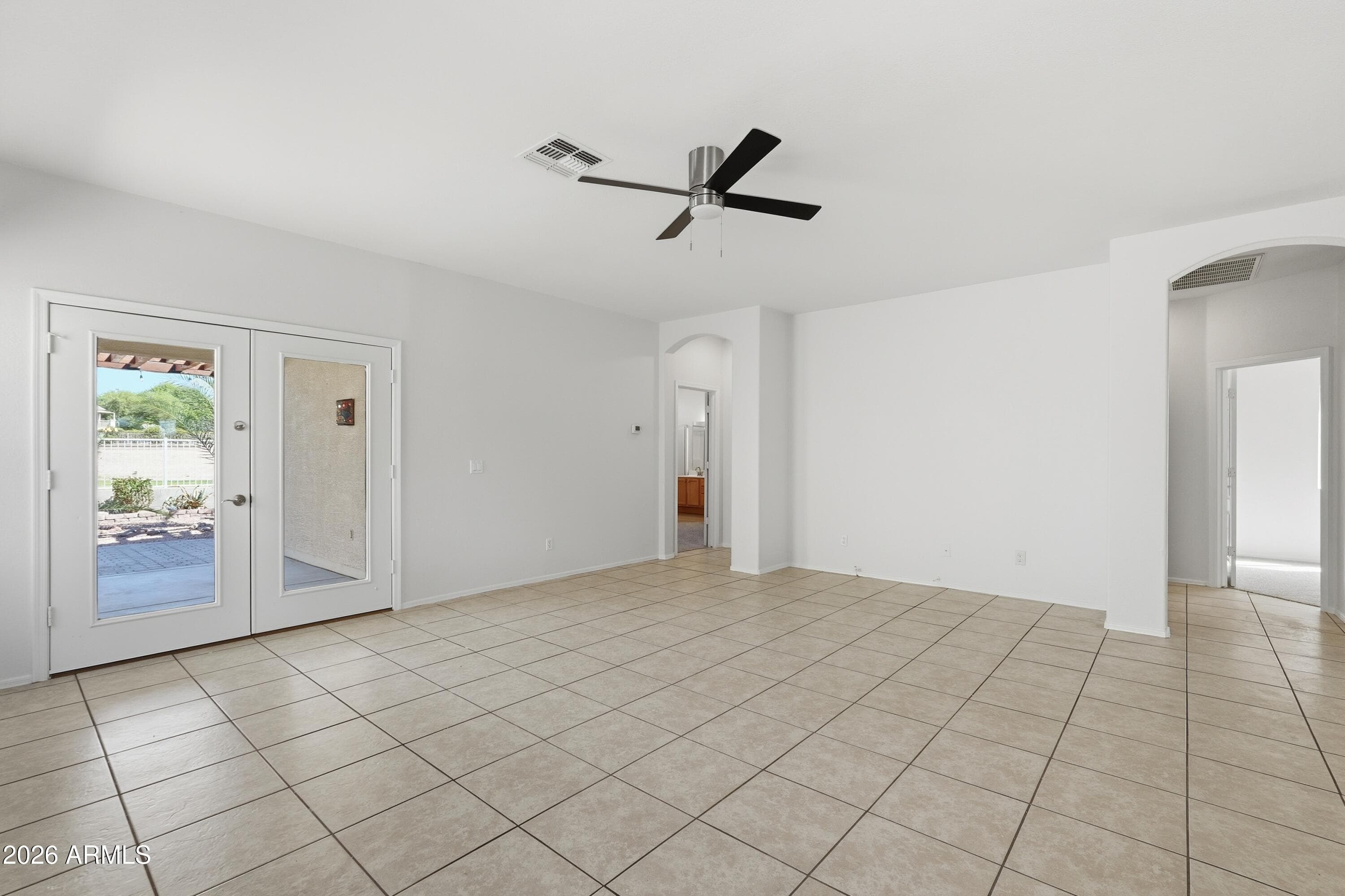 109 S 119th Ave — photo 2