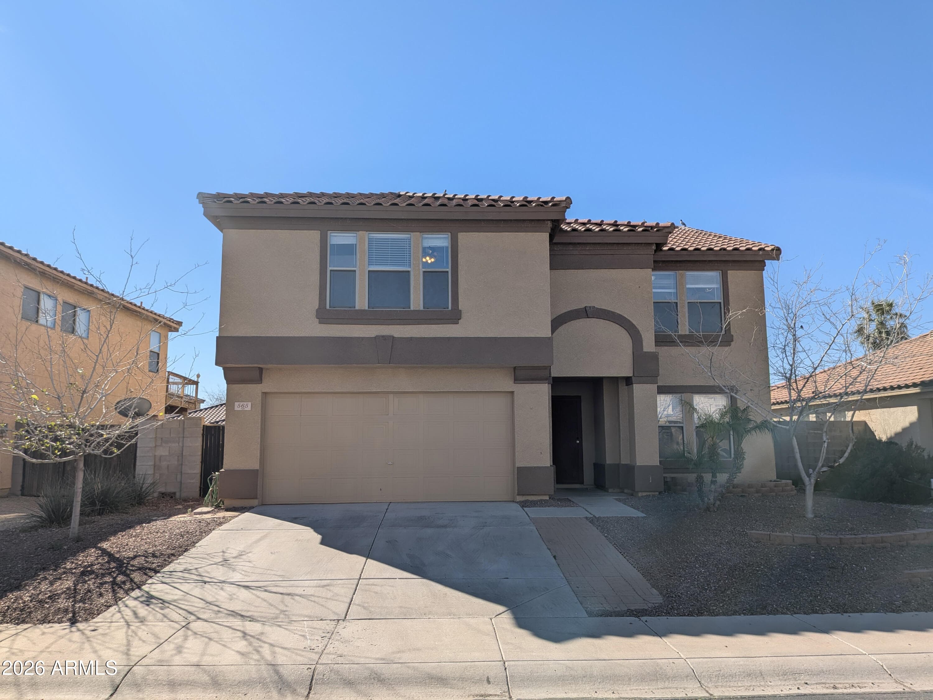 565 W Palo Verde St — photo 1