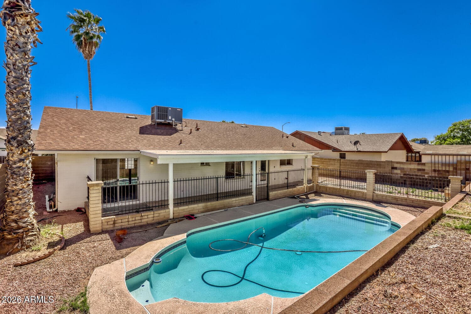 6304 E Fairfield St — photo 2