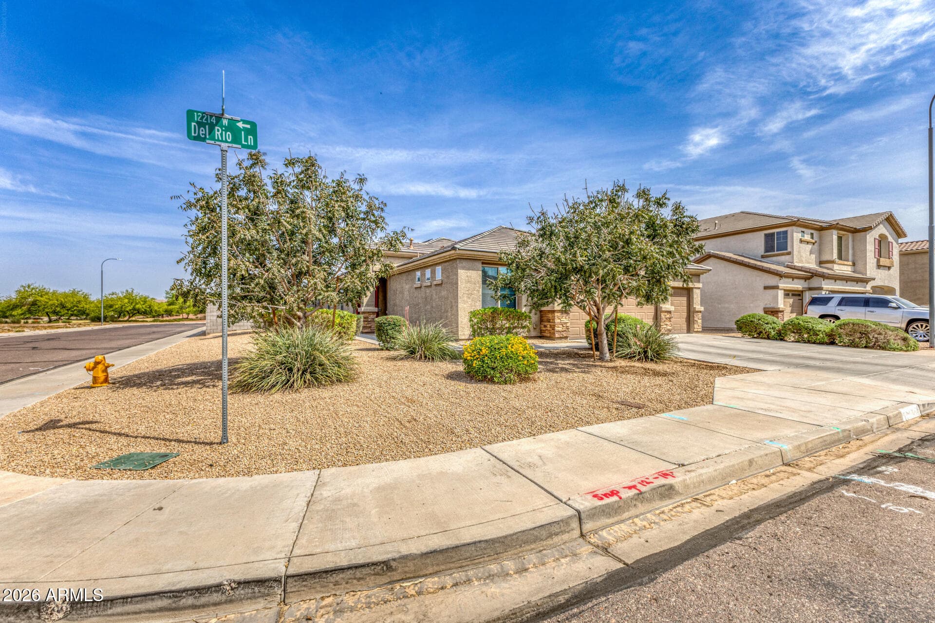 12214 W Del Rio Ln — photo 2