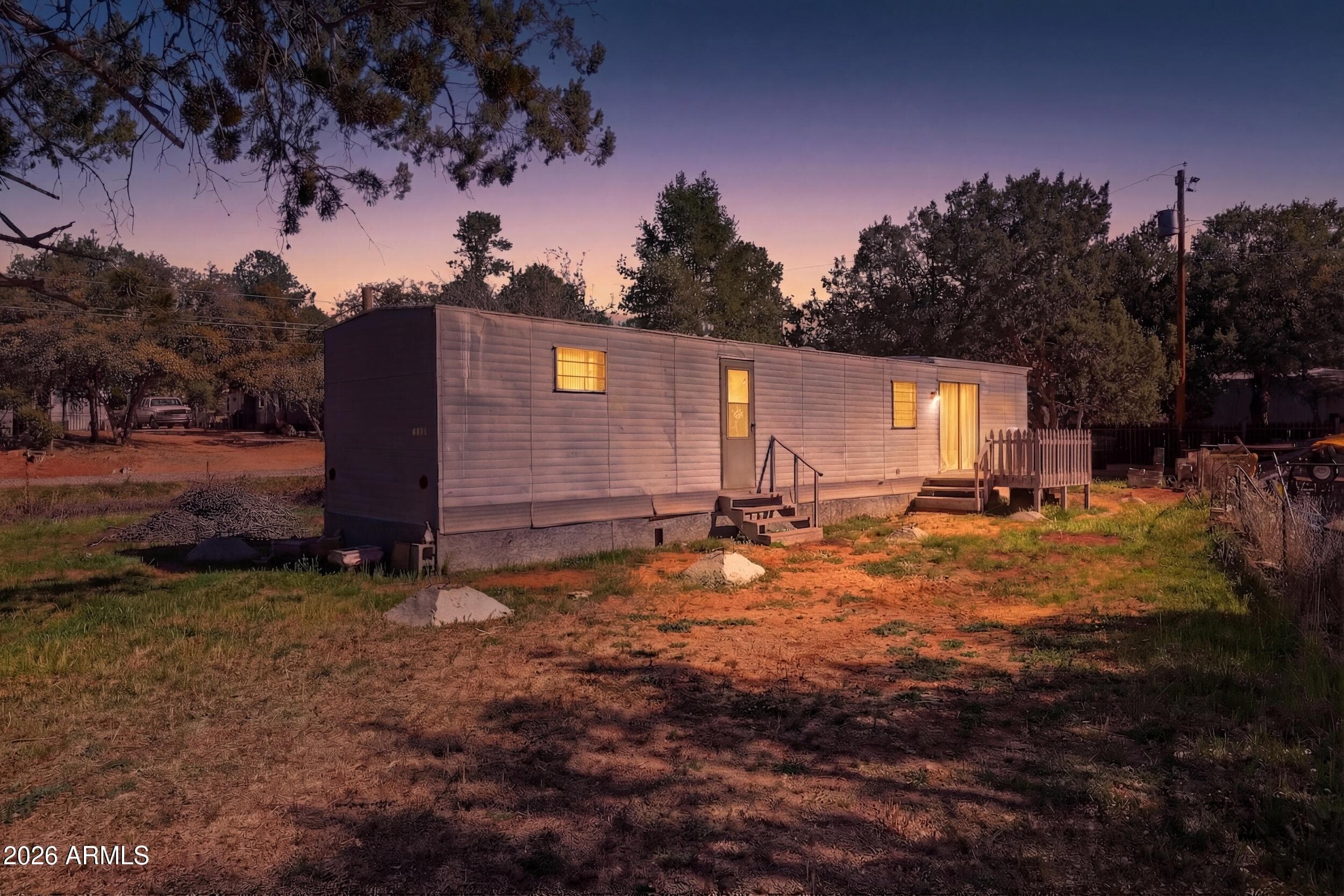 1509 N Mitchell Dr — photo 1