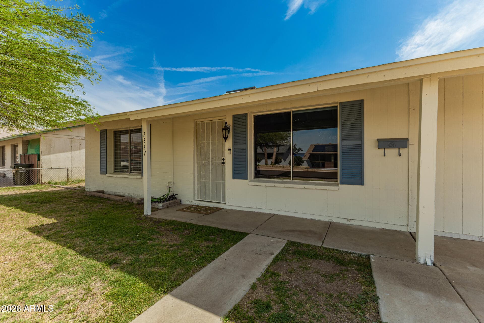 2347 W Poinsettia N Dr — photo 2