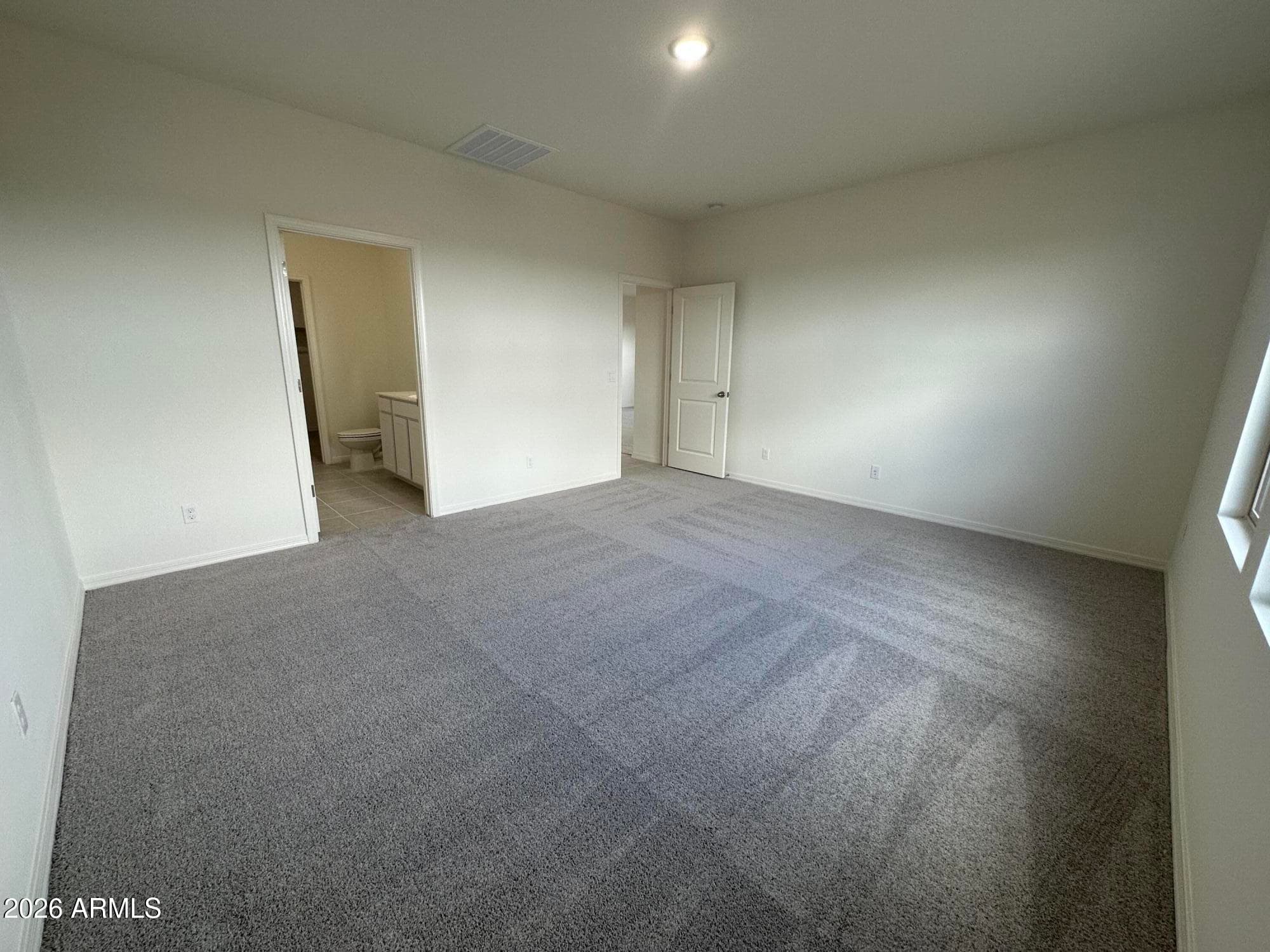 2096 E Driftwood Dr — photo 11