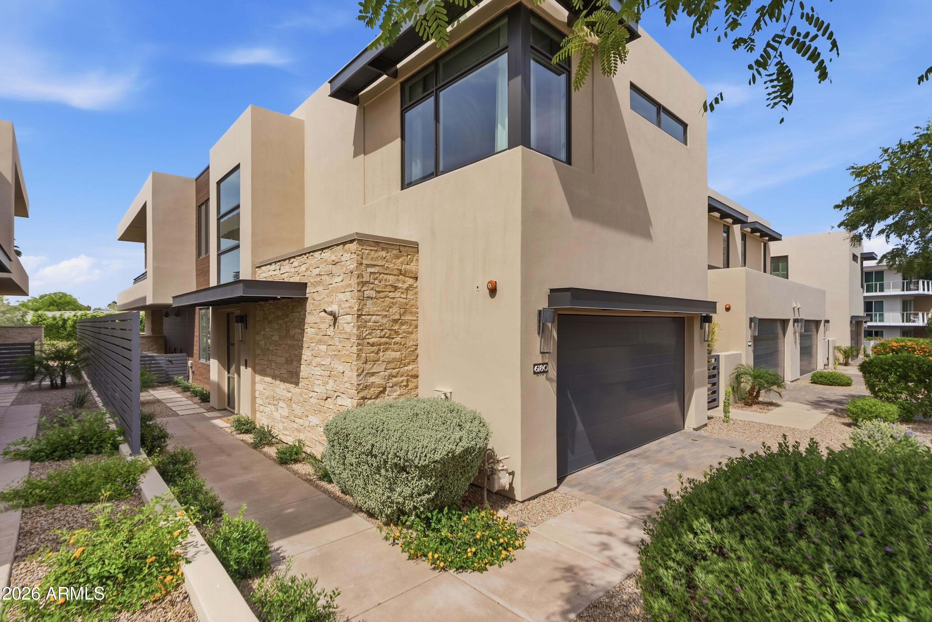 6180 N Las Brisas Dr — photo 2