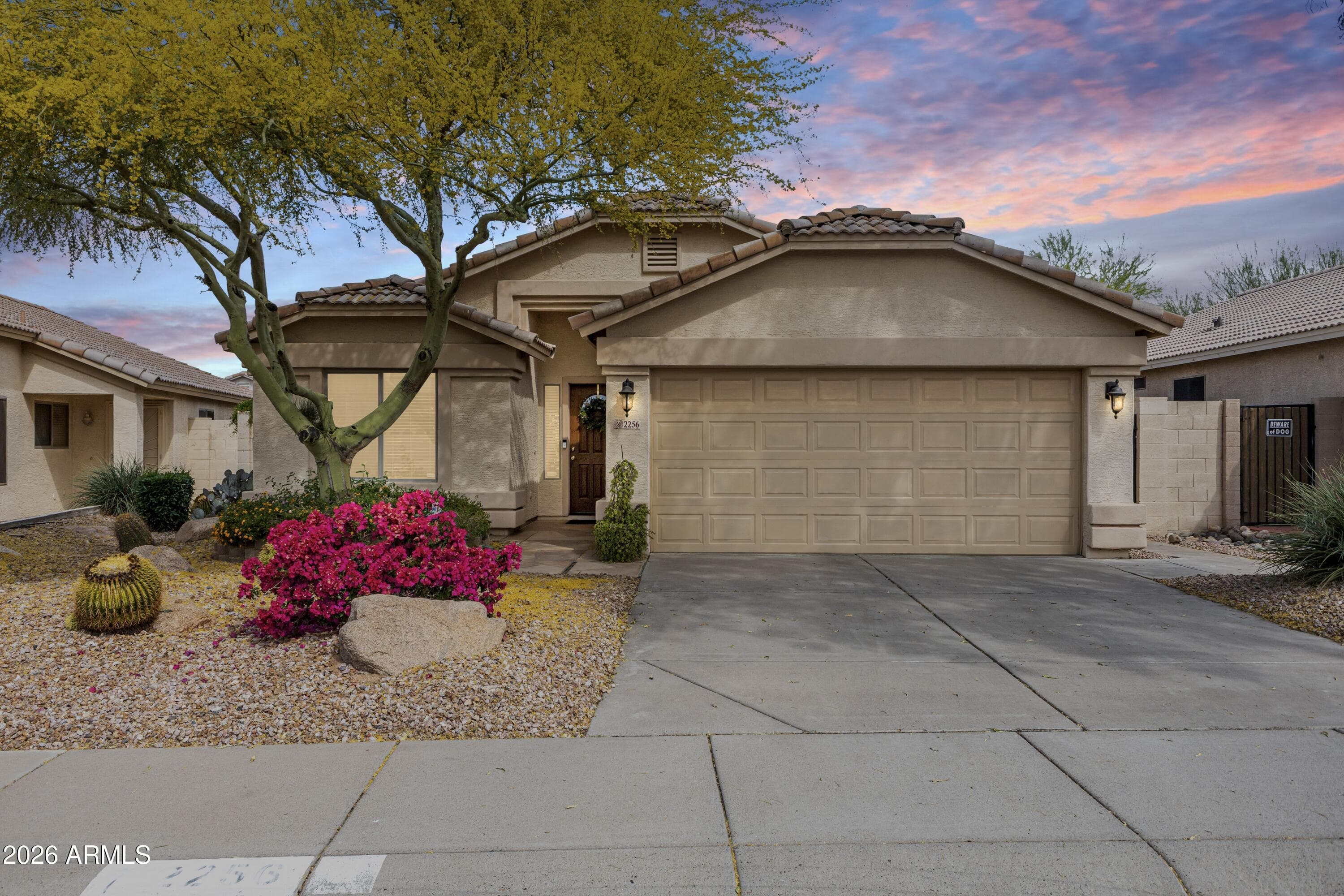 2256 E Soft Wind Dr — photo 1