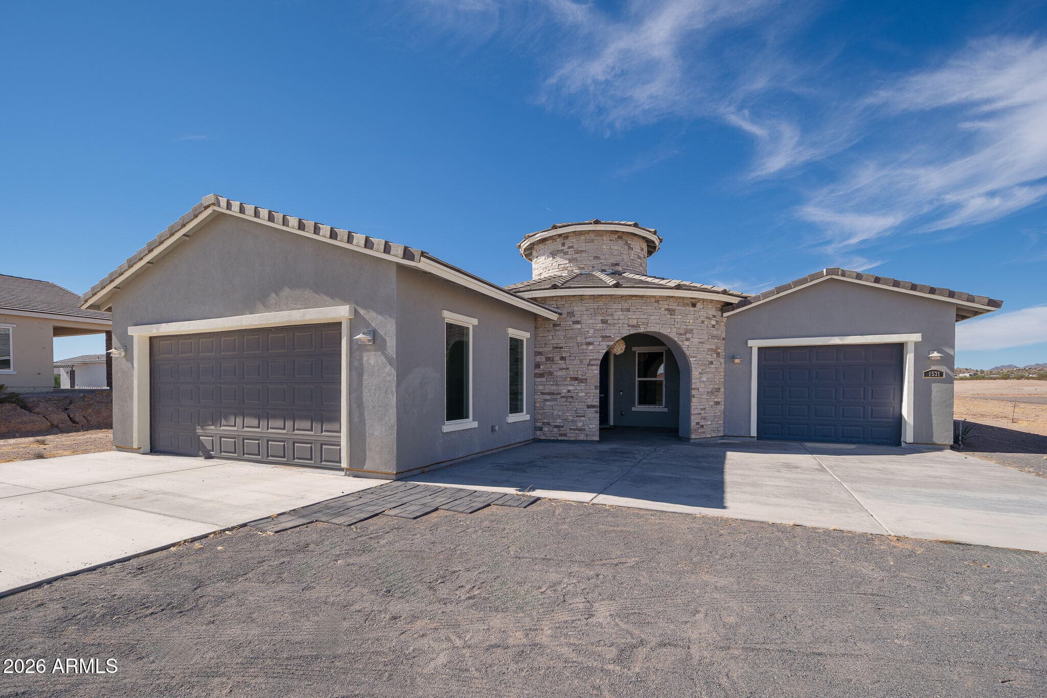 1531 W Rhea Rd — photo 1