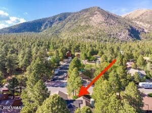 2277 E Forest Heights Dr — photo 2