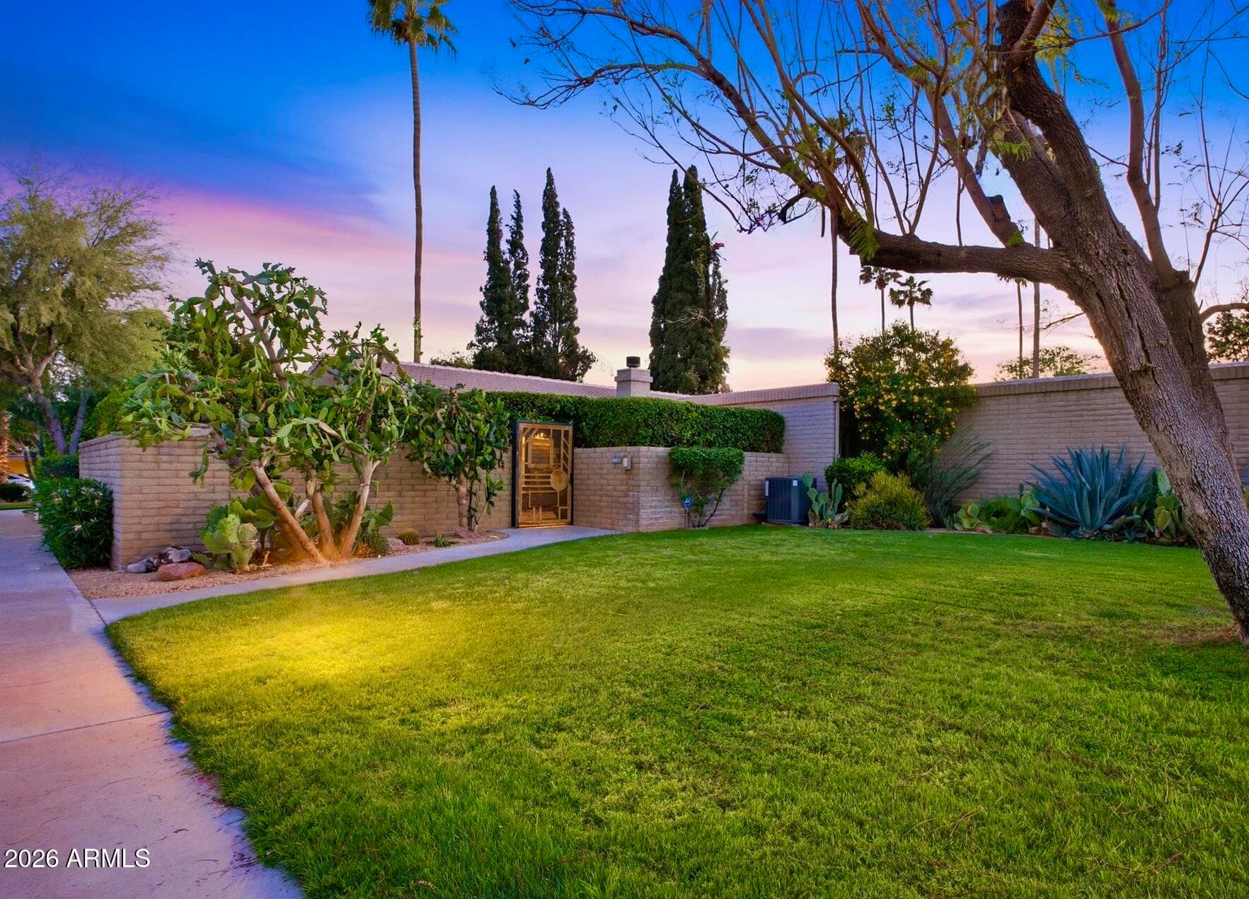 4800 N 68th St 218/219 — photo 50