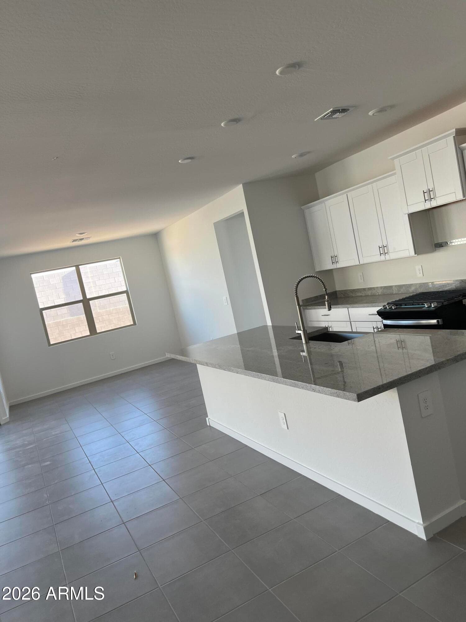 4955 W Karl St — photo 1