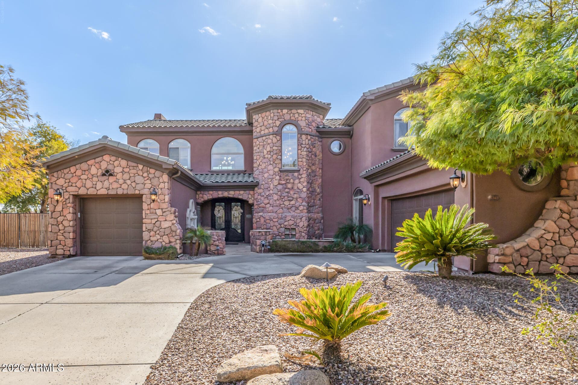 4543 S Roy Rogers Way — photo 2