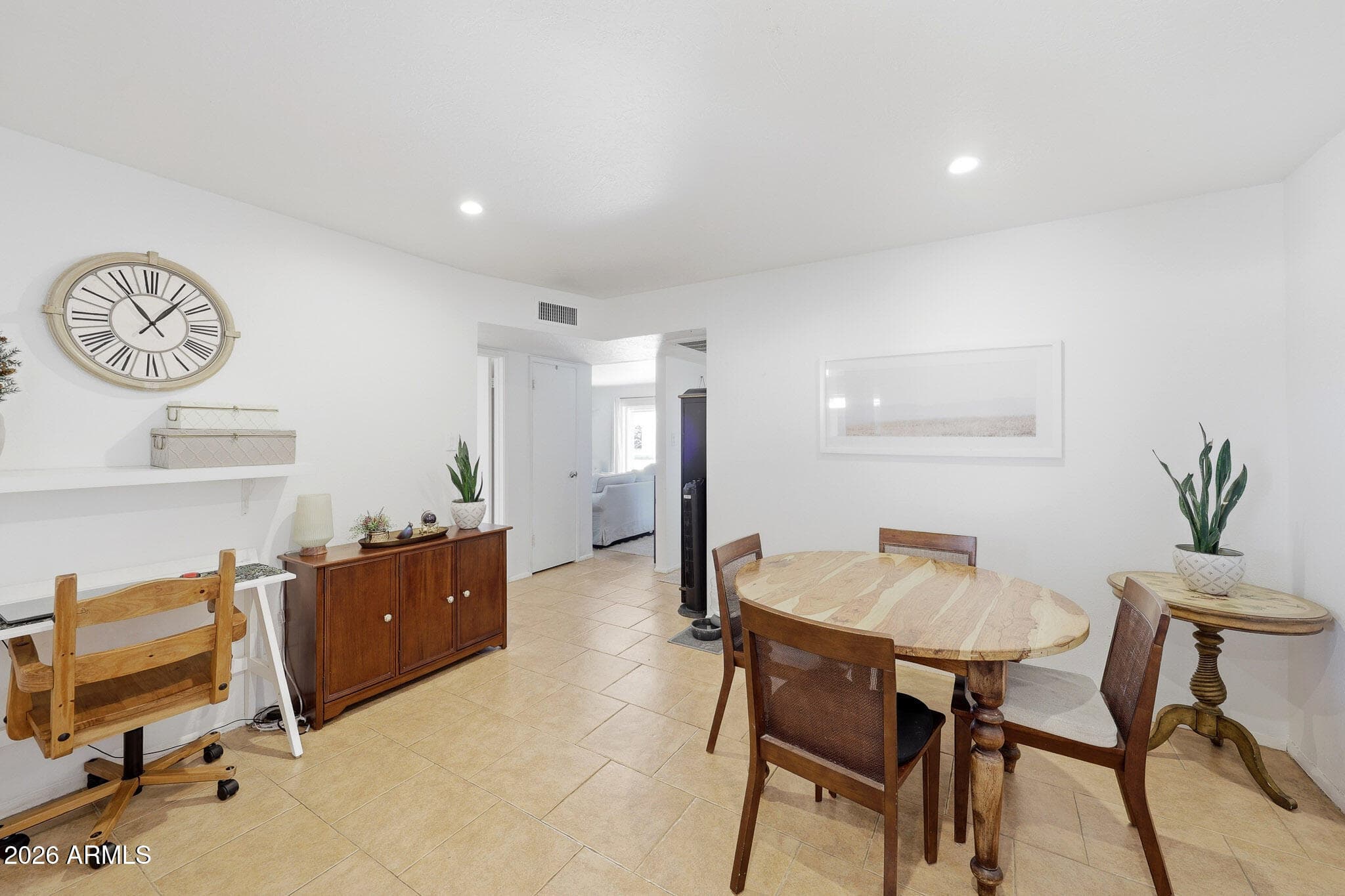 8334 E VALLEY VISTA DR - See more photos