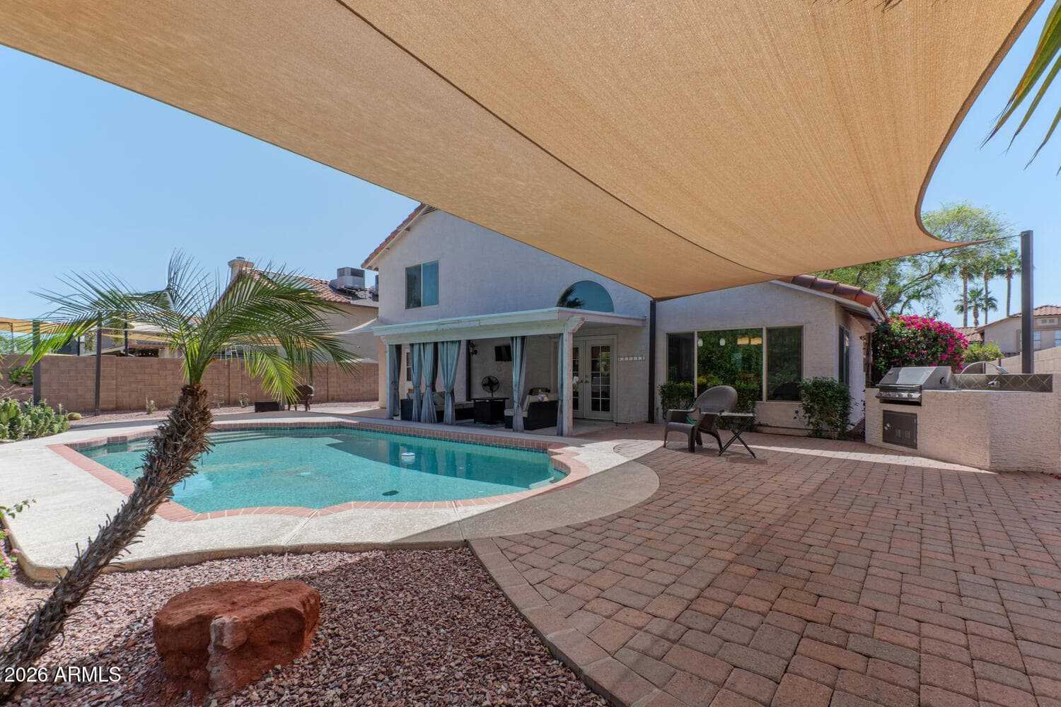 5102 E Fellars Dr — photo 2