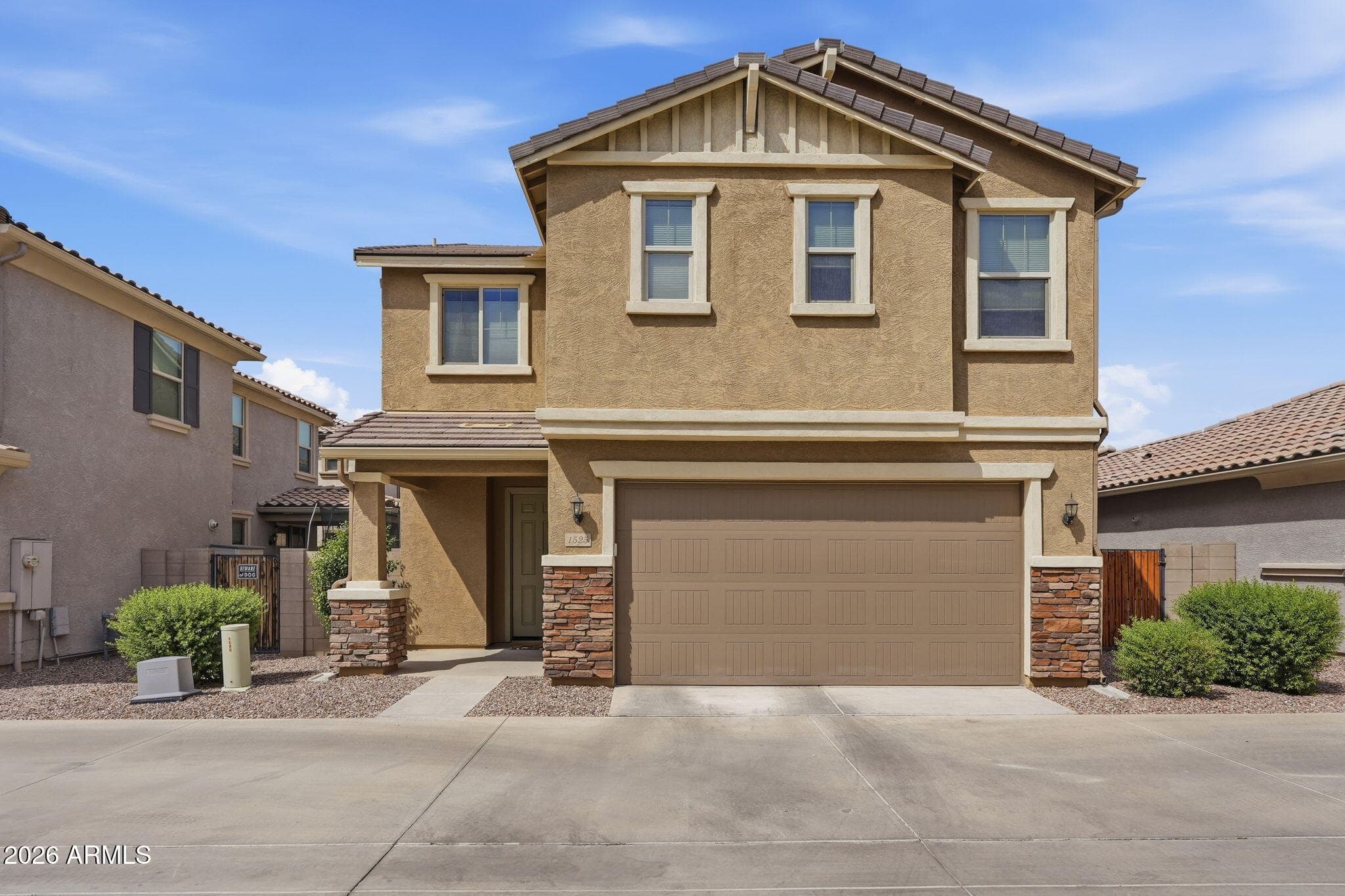 1525 N Balboa -- — photo 1