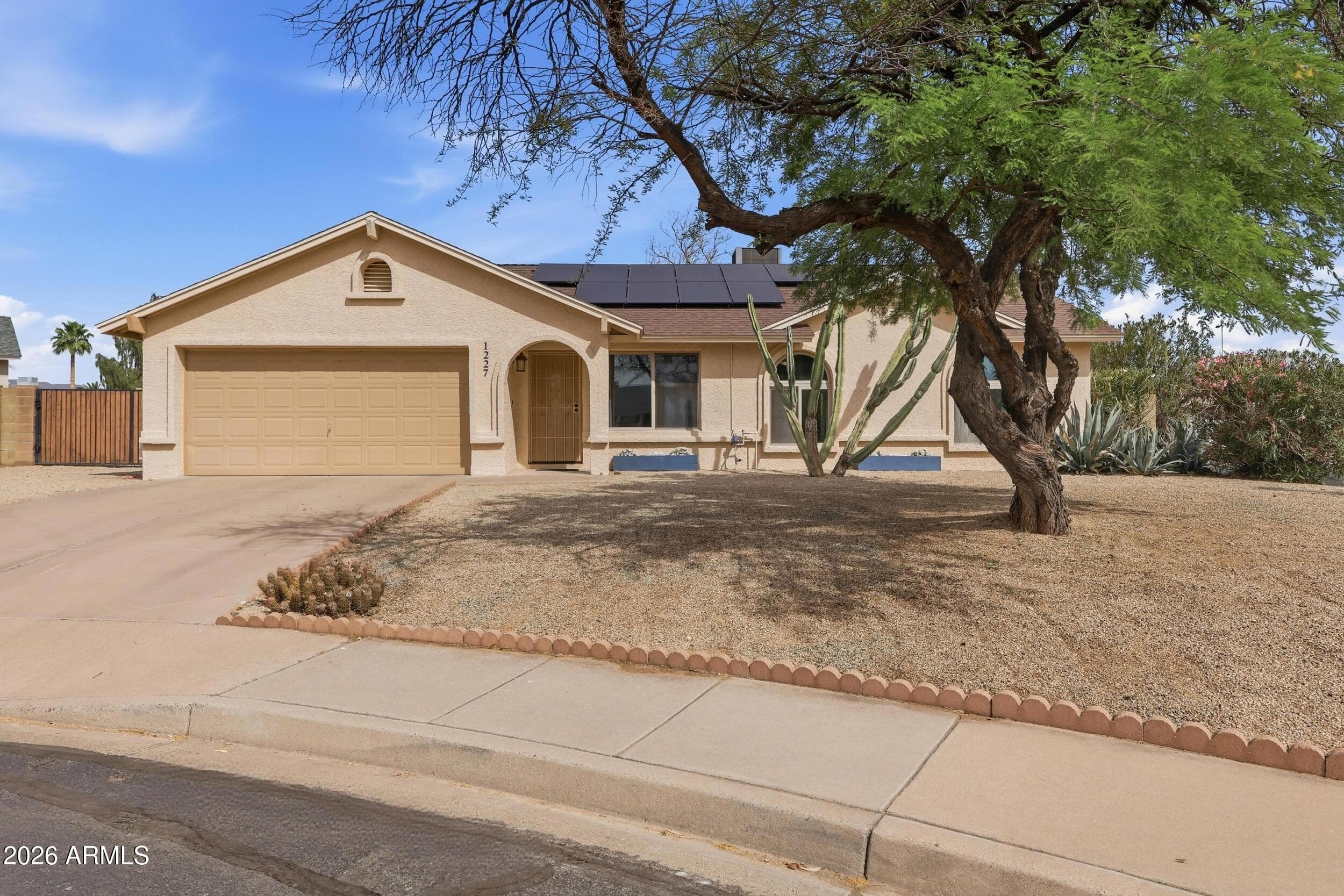 1227 N Revolta Circle — photo 1