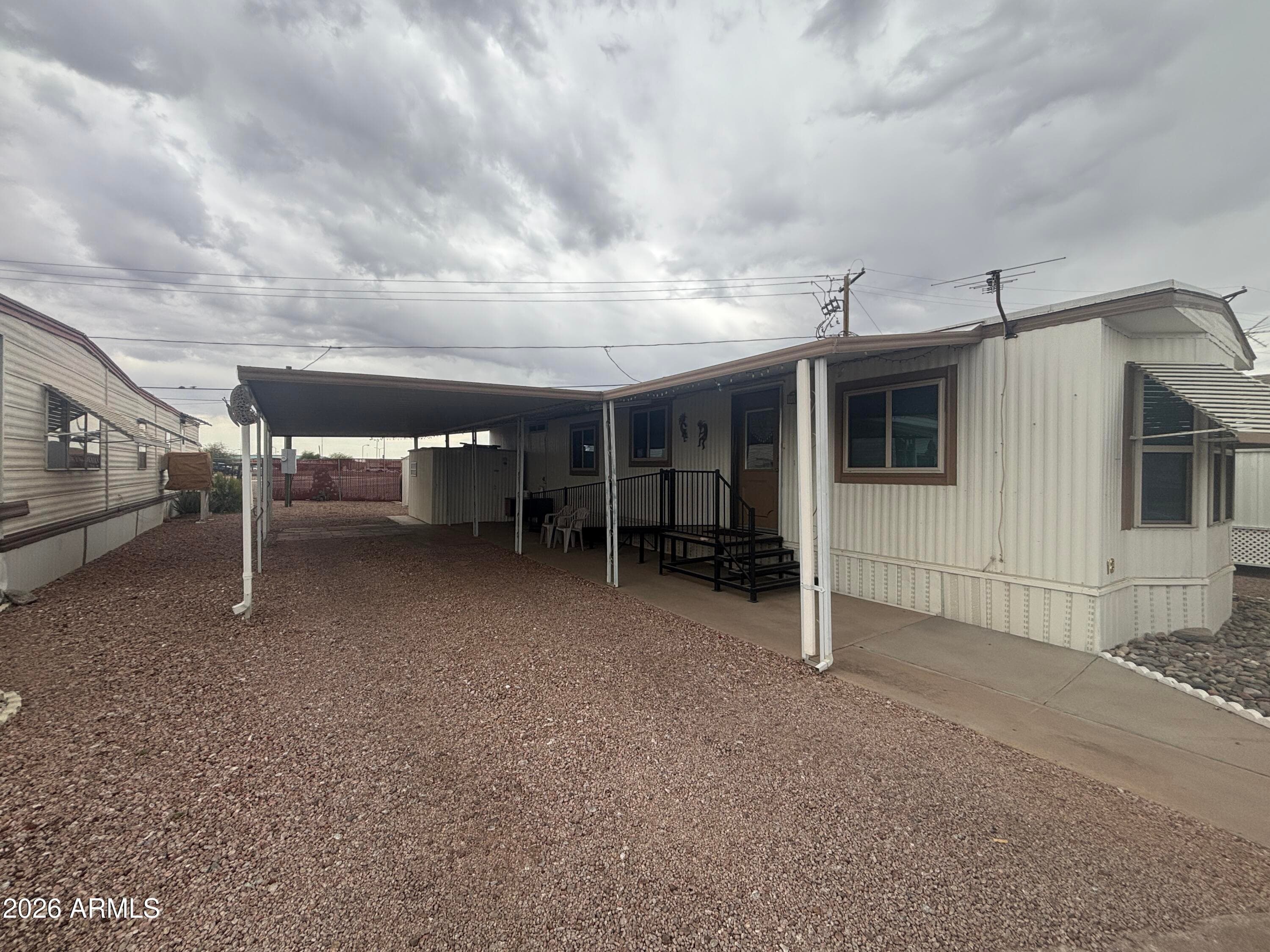 800 W APACHE TRAIL - Photo 1