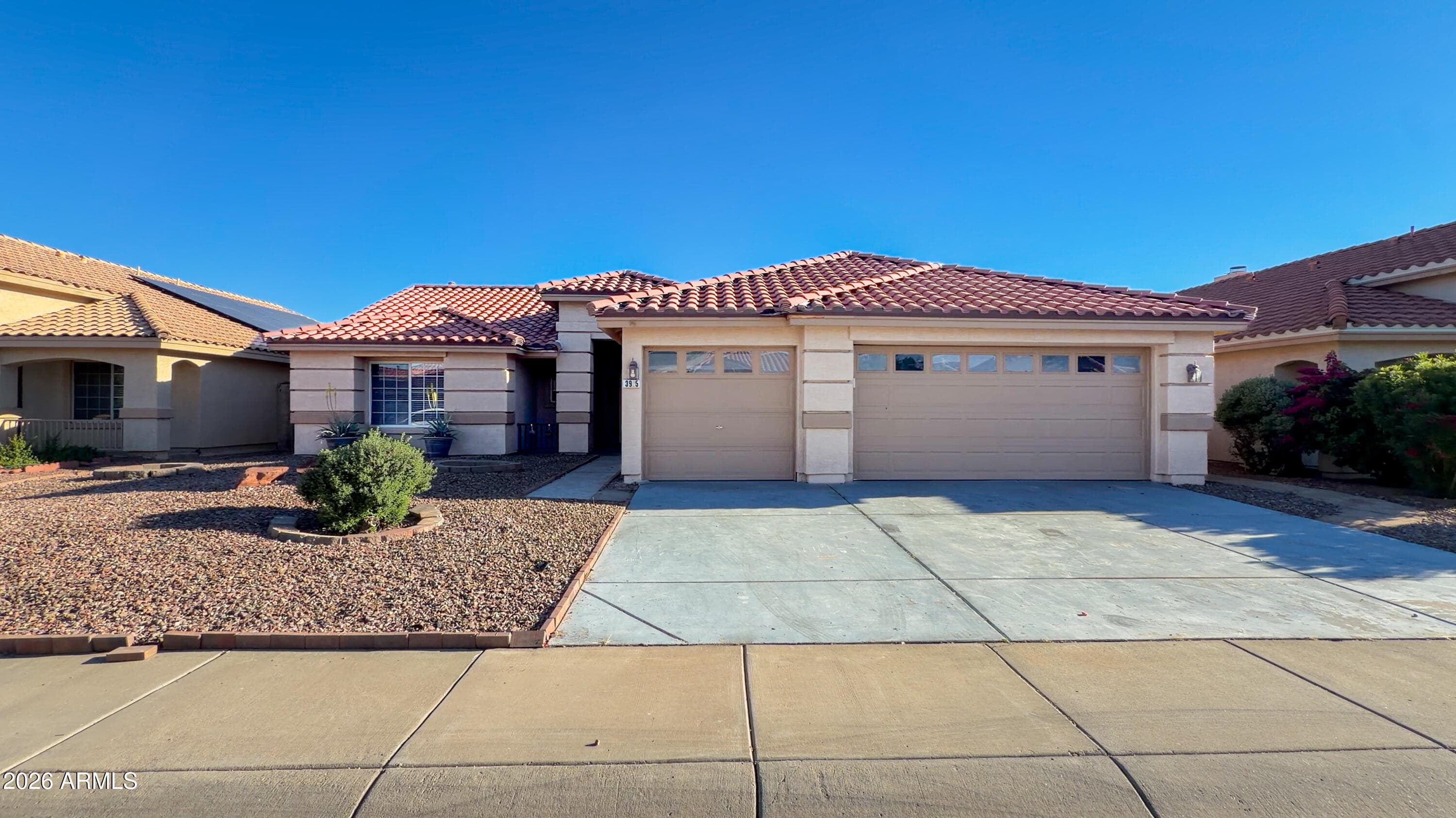 3925 W Charter Oak Rd — photo 1