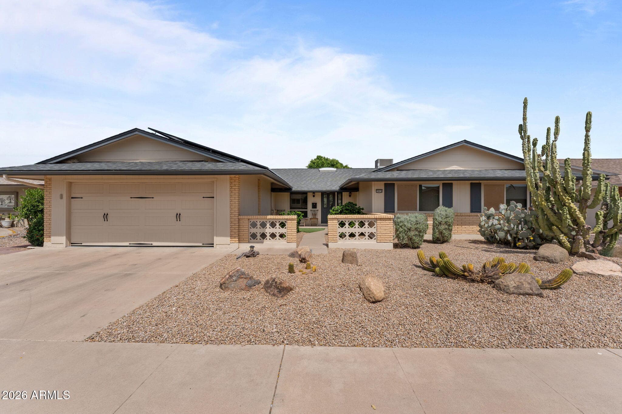 10416 W Cheryl Dr — photo 1