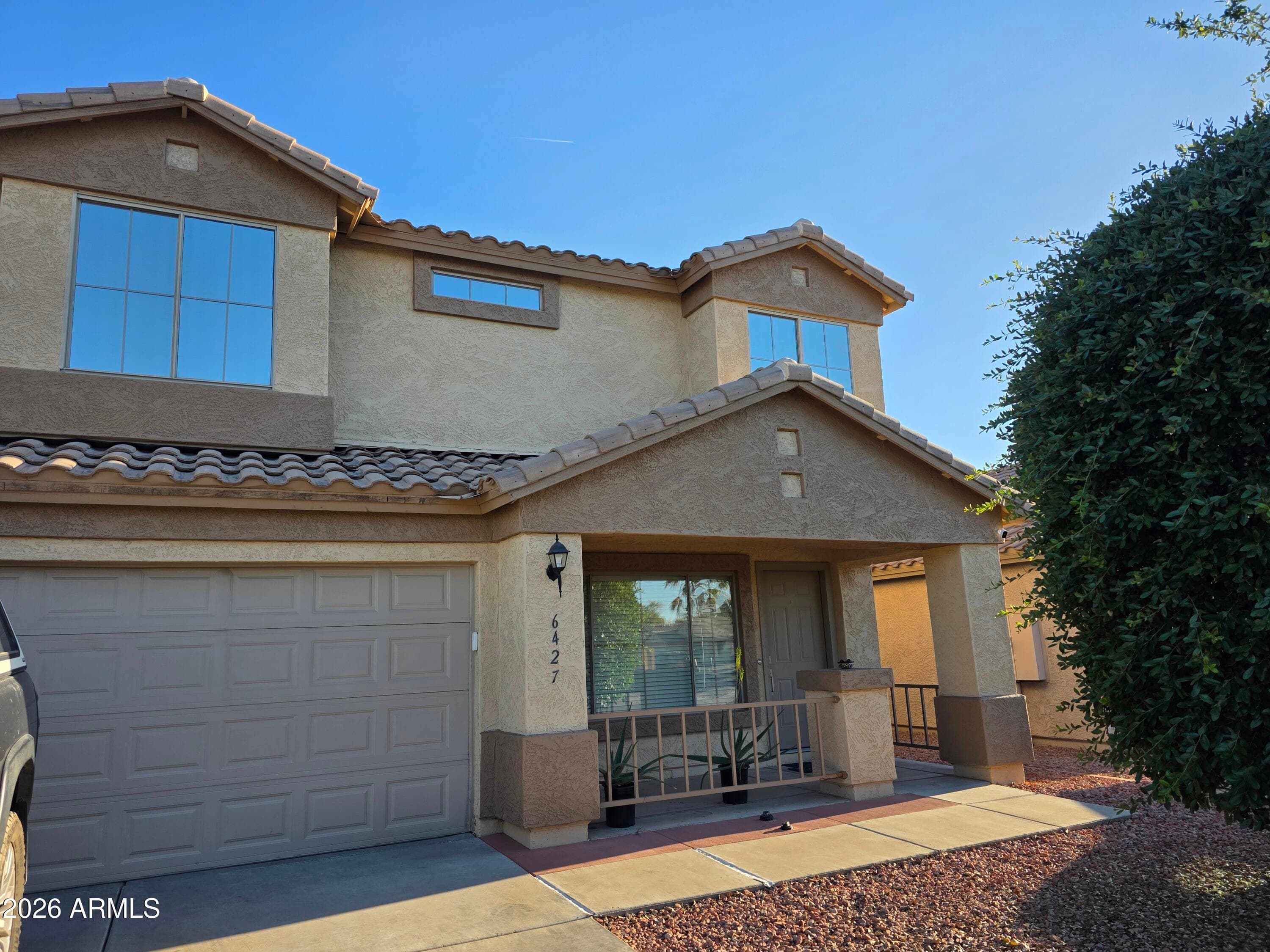 6427 W Cordes Rd — photo 2