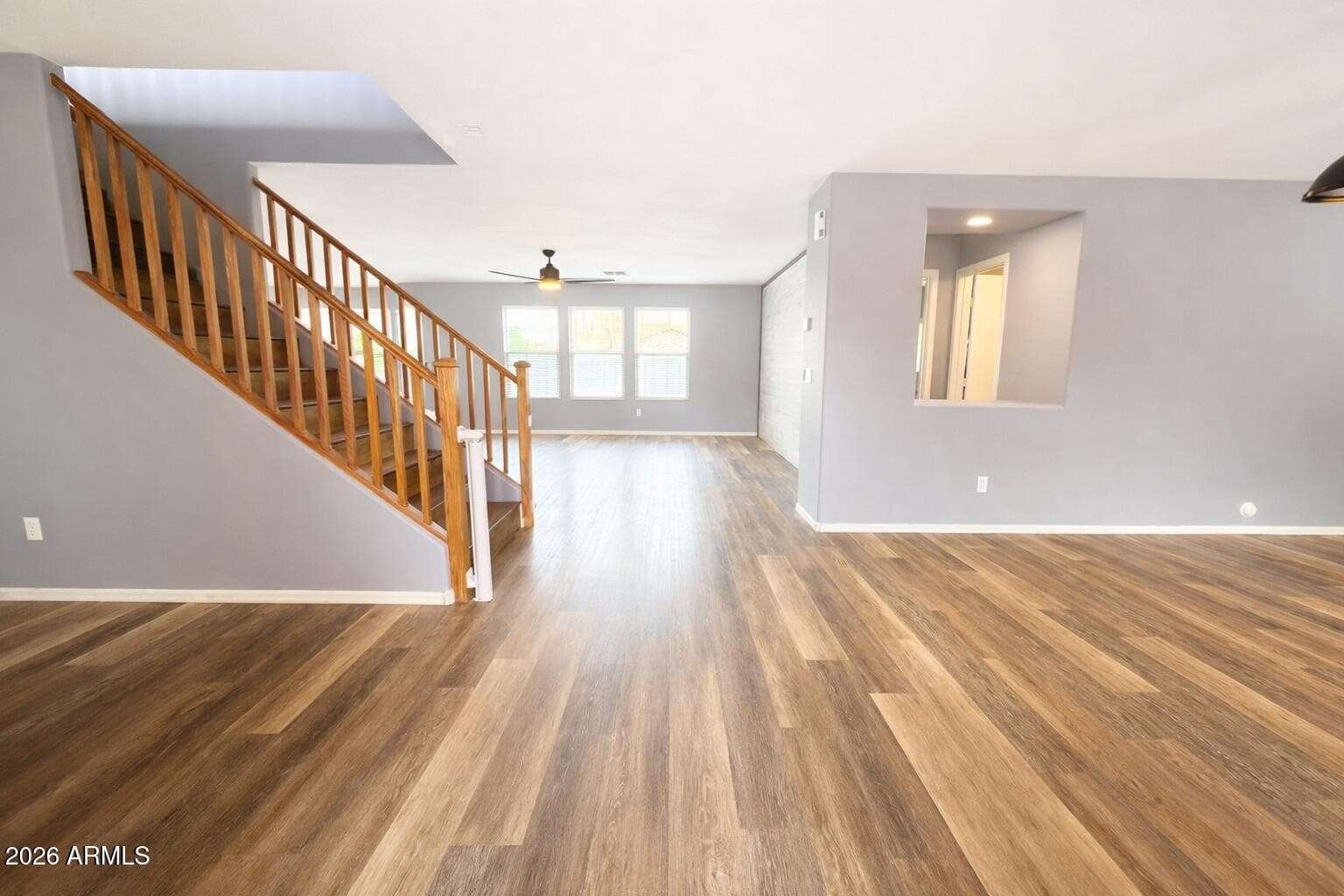 2812 W Sunshine Butte Dr — photo 2
