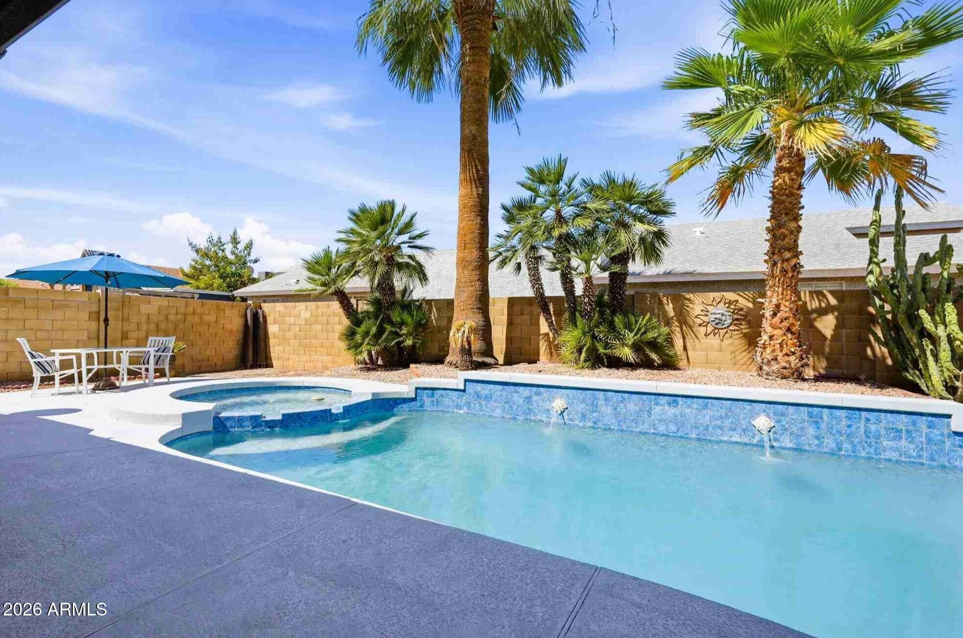 2908 E Concho Ave — photo 2