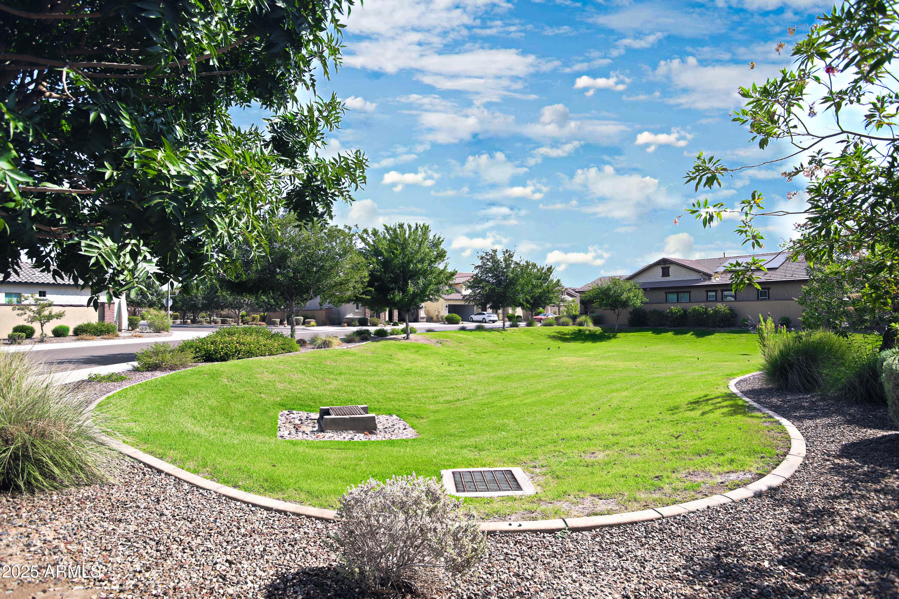 1954 E Geronimo St — photo 58