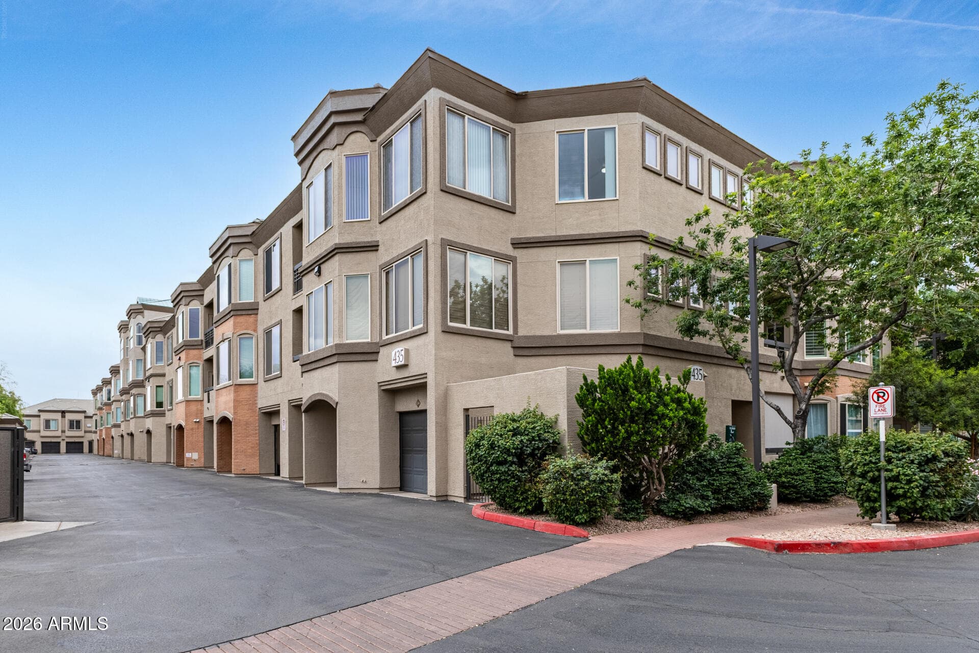 435 W RIO SALADO PARKWAY - Photo 2