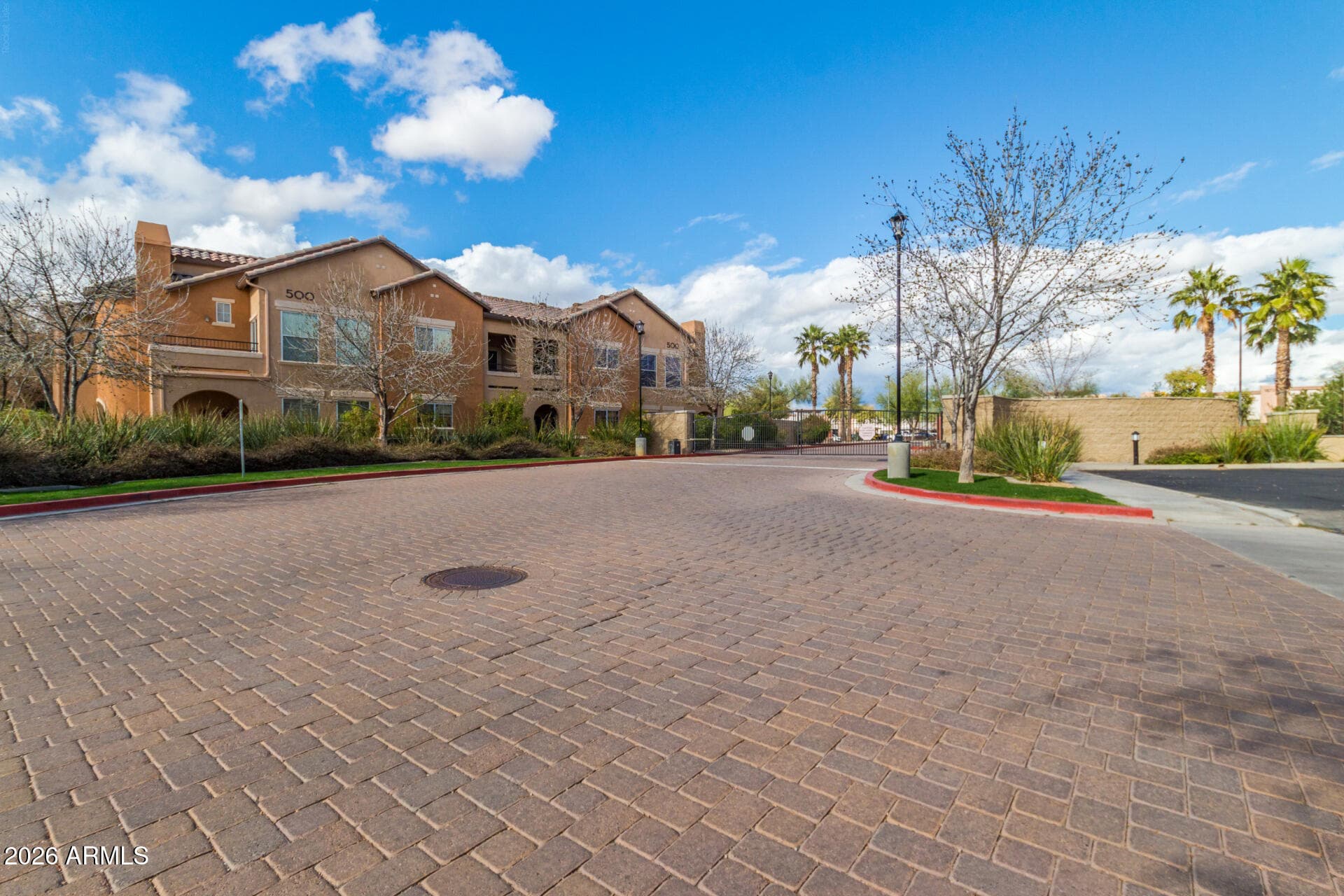 14575 W MOUNTAIN VIEW BLVD - Photo 1