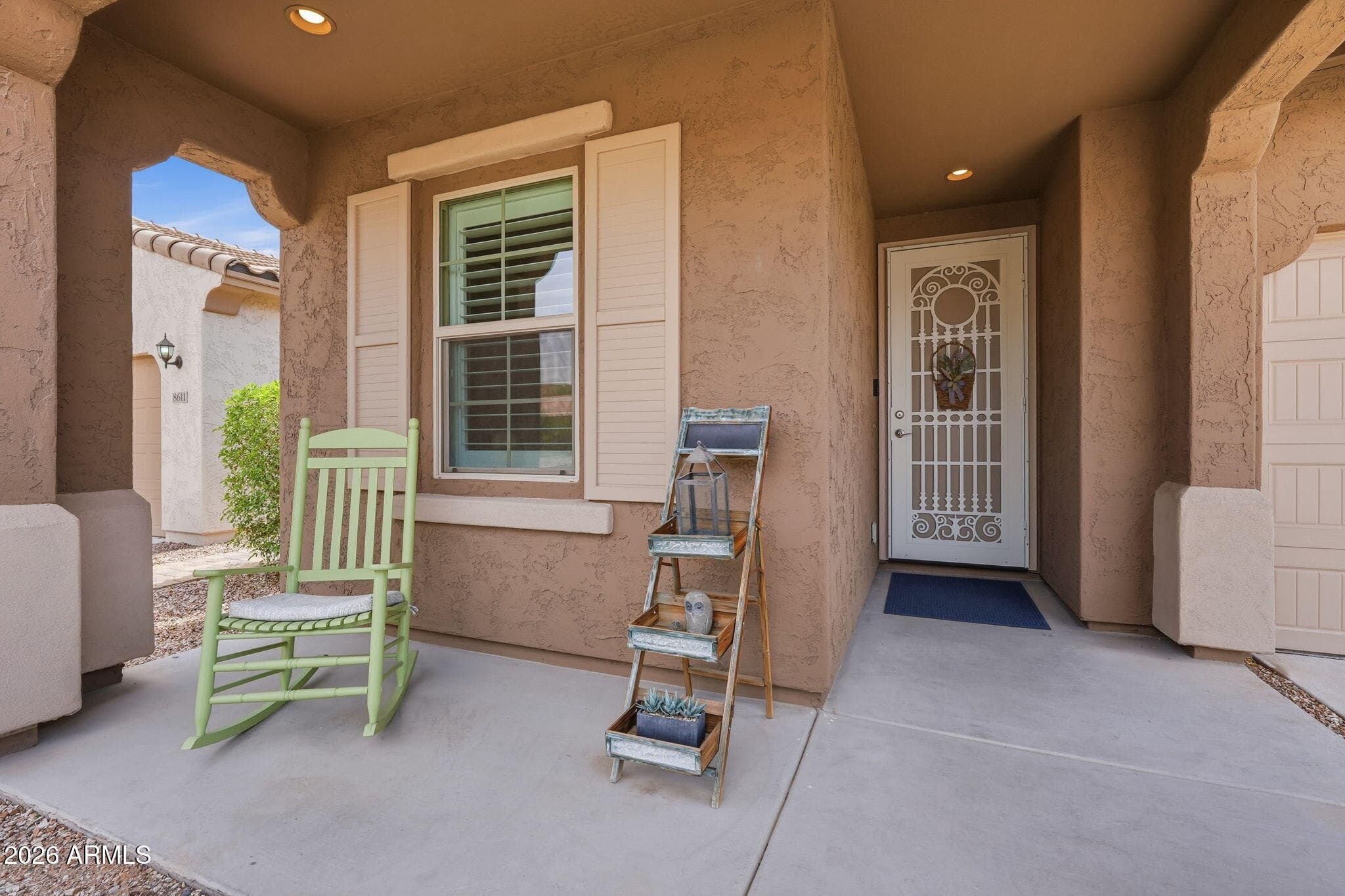 8607 E Desert Ln — photo 2