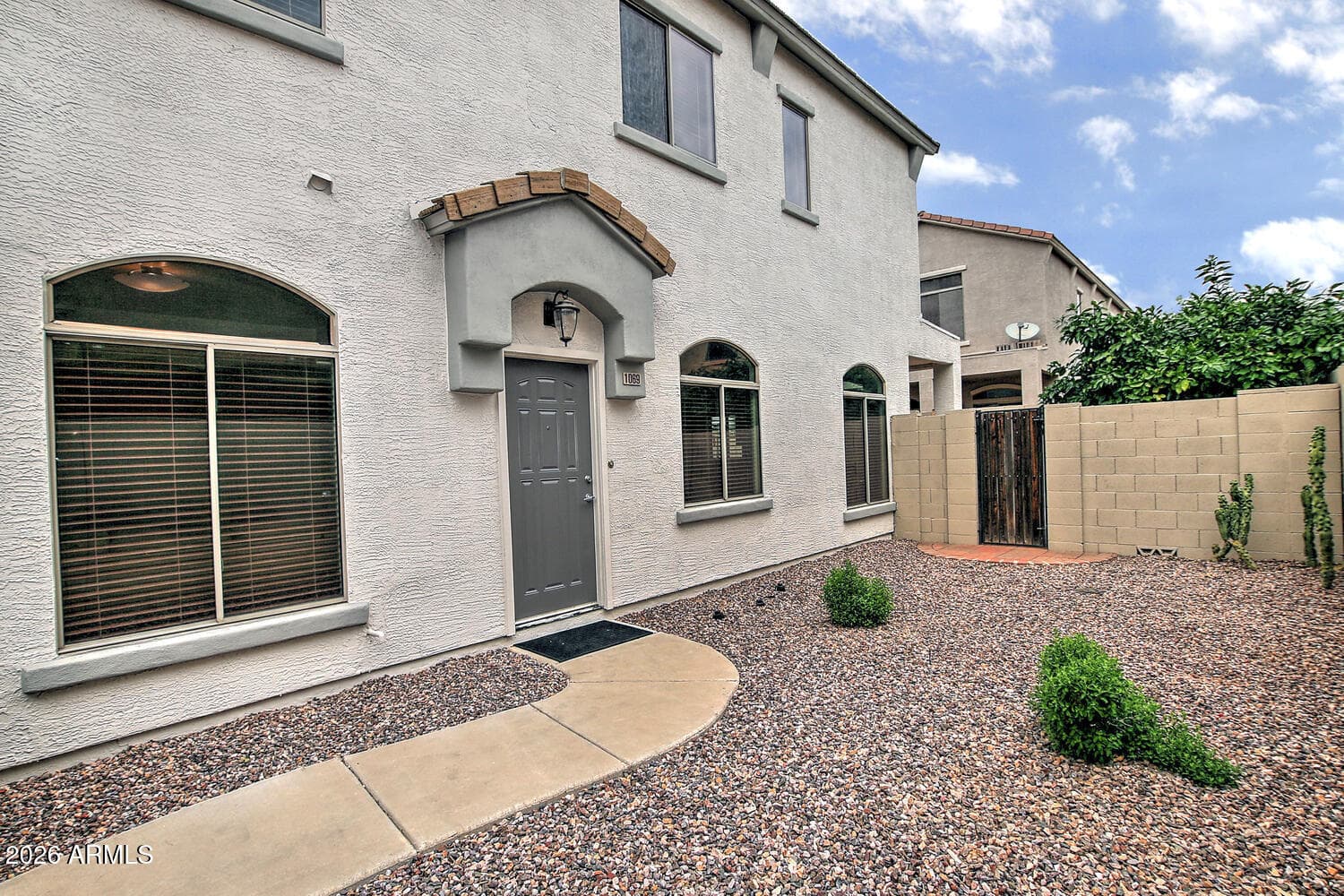2150 E Bell Rd 1069 — photo 1