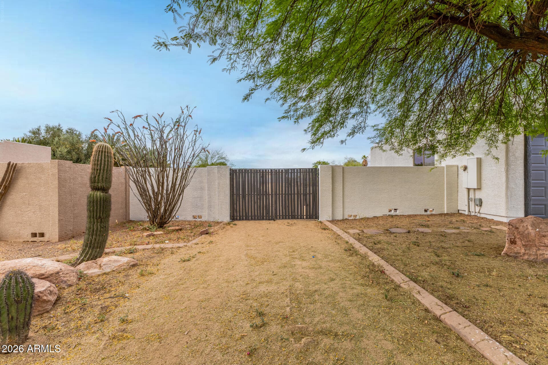 24702 W Red Robin Dr — photo 32
