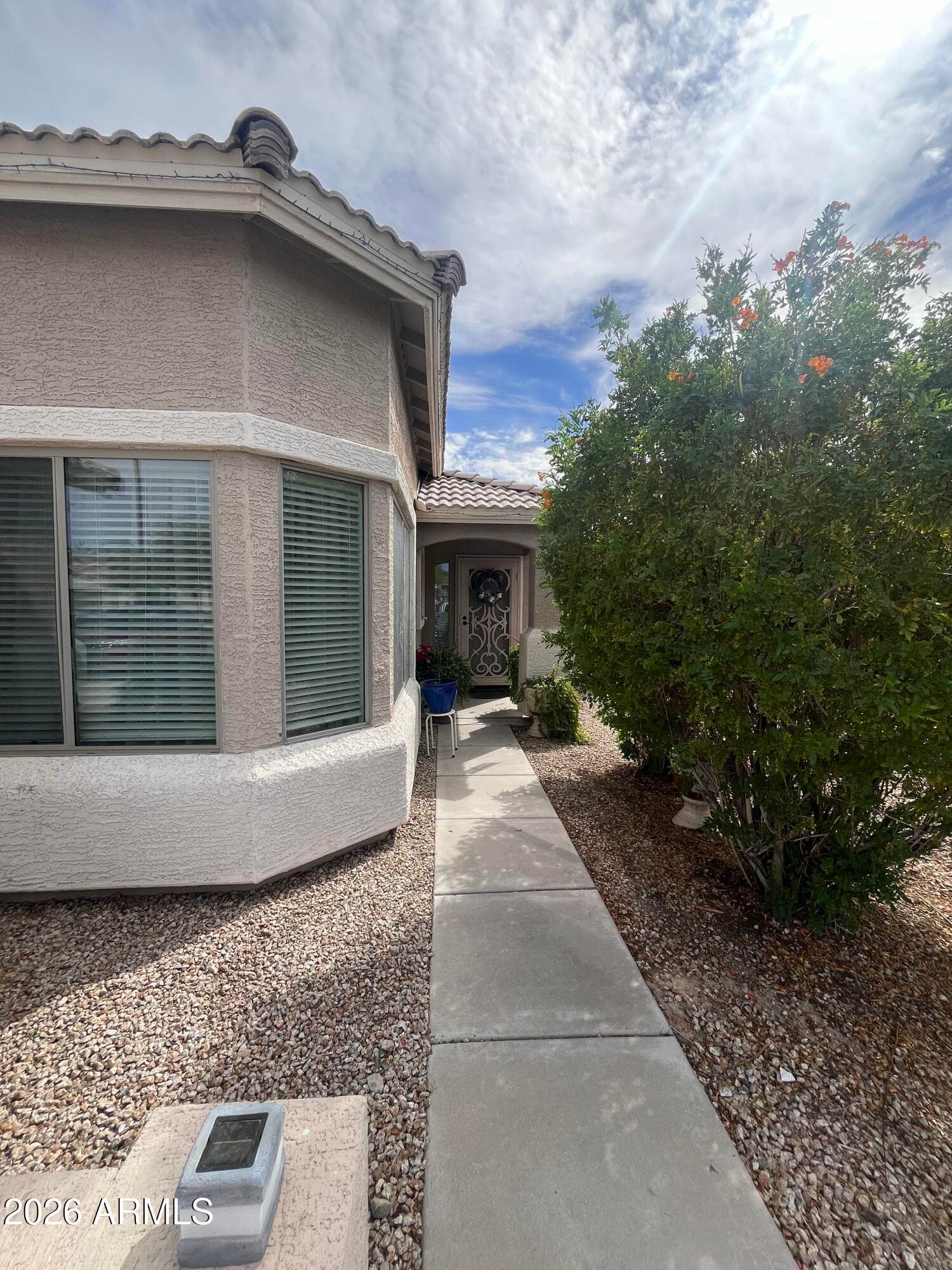24819 W WAYLAND DR - Photo 3