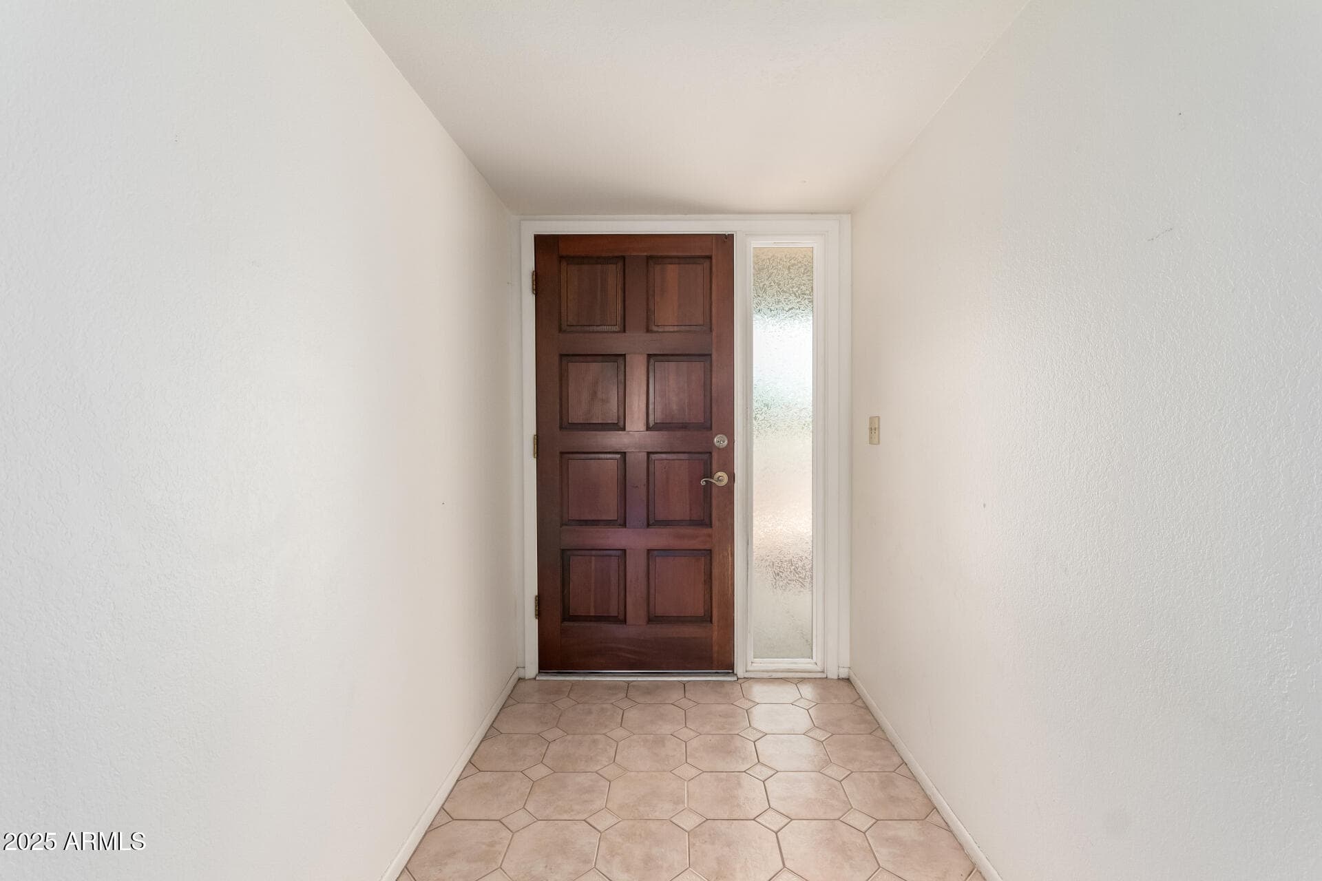 11621 N 39th St — photo 2