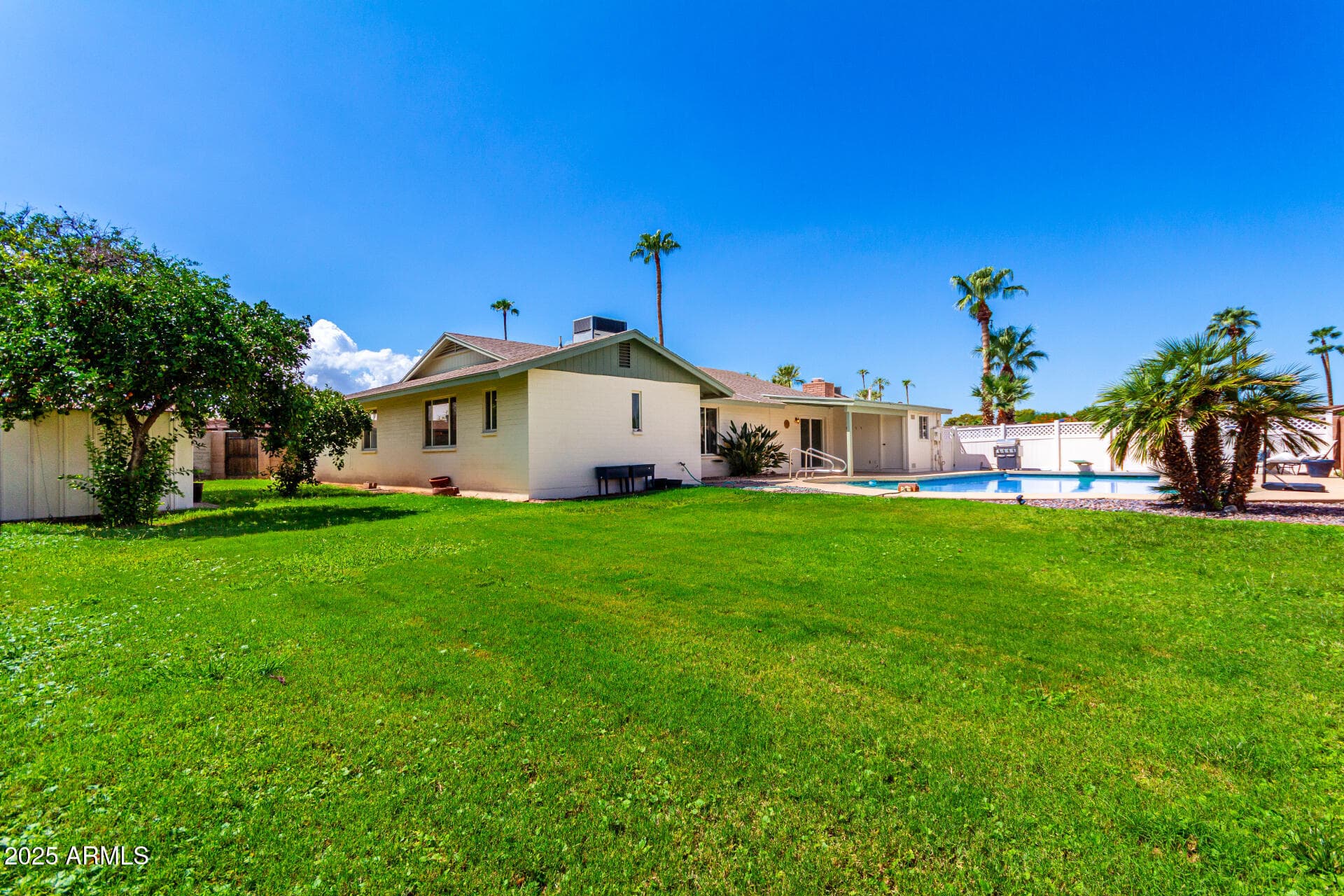 11621 N 39th St — photo 13