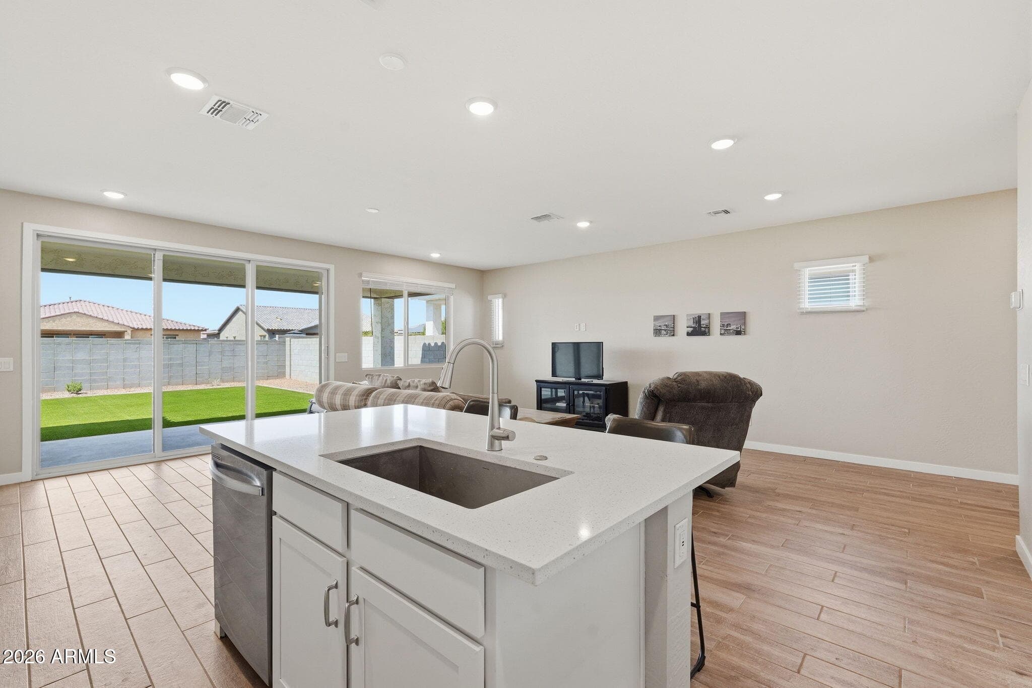 3534 S 182nd Ln — photo 2