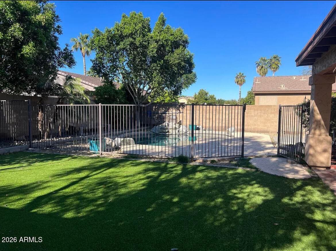 2791 E Carla Vista Dr — photo 1