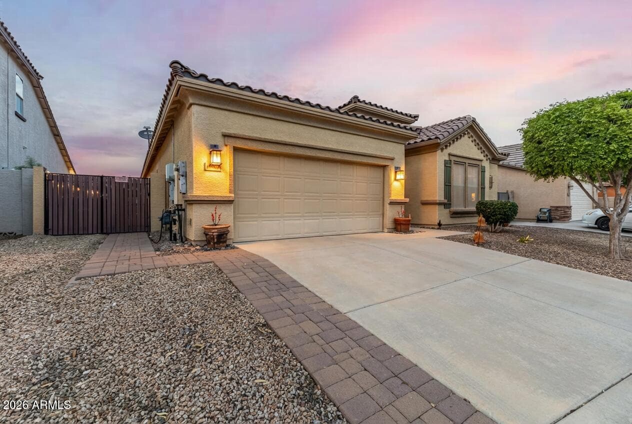 18362 W Marconi Ave — photo 1