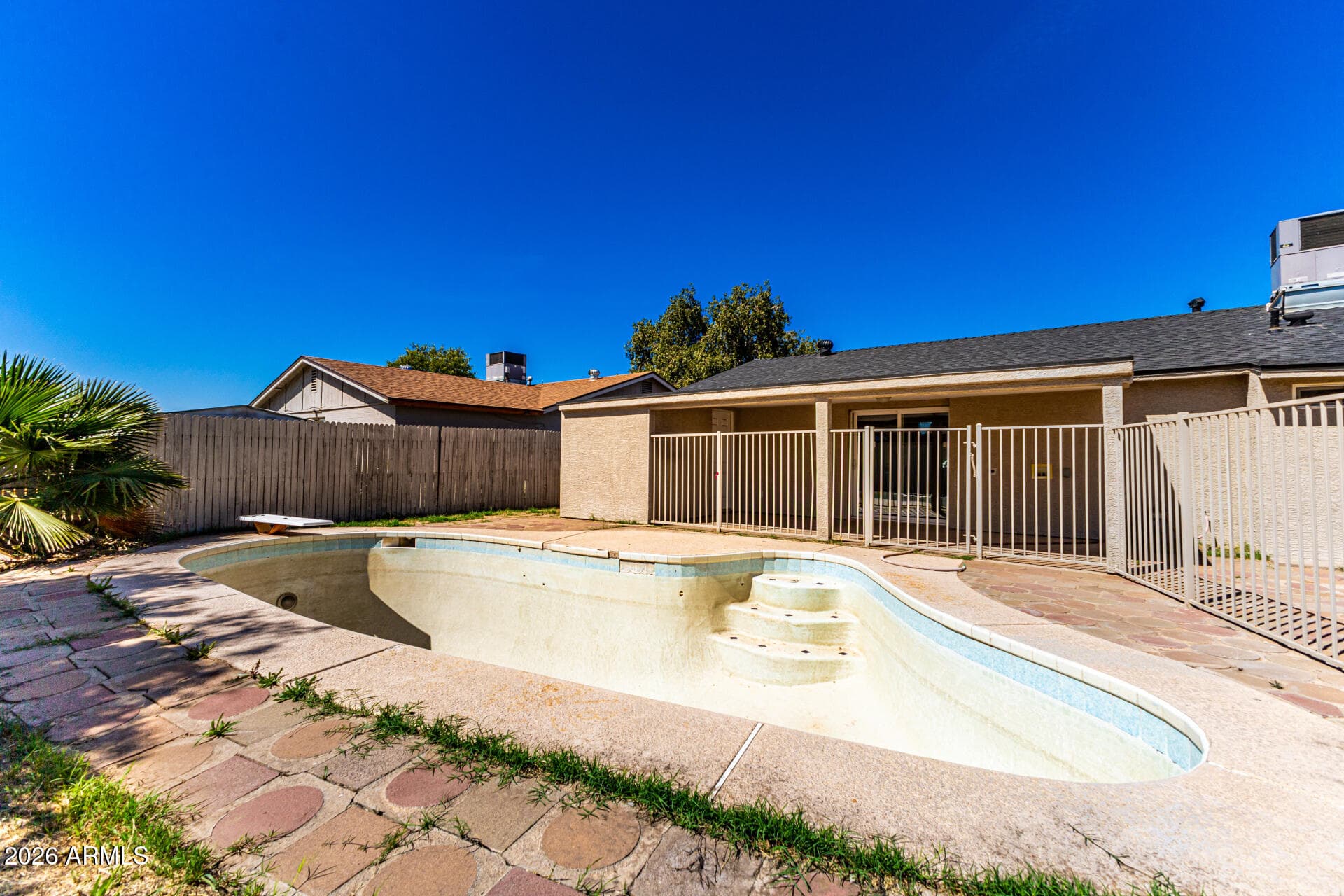 7339 W Montecito Ave — photo 27