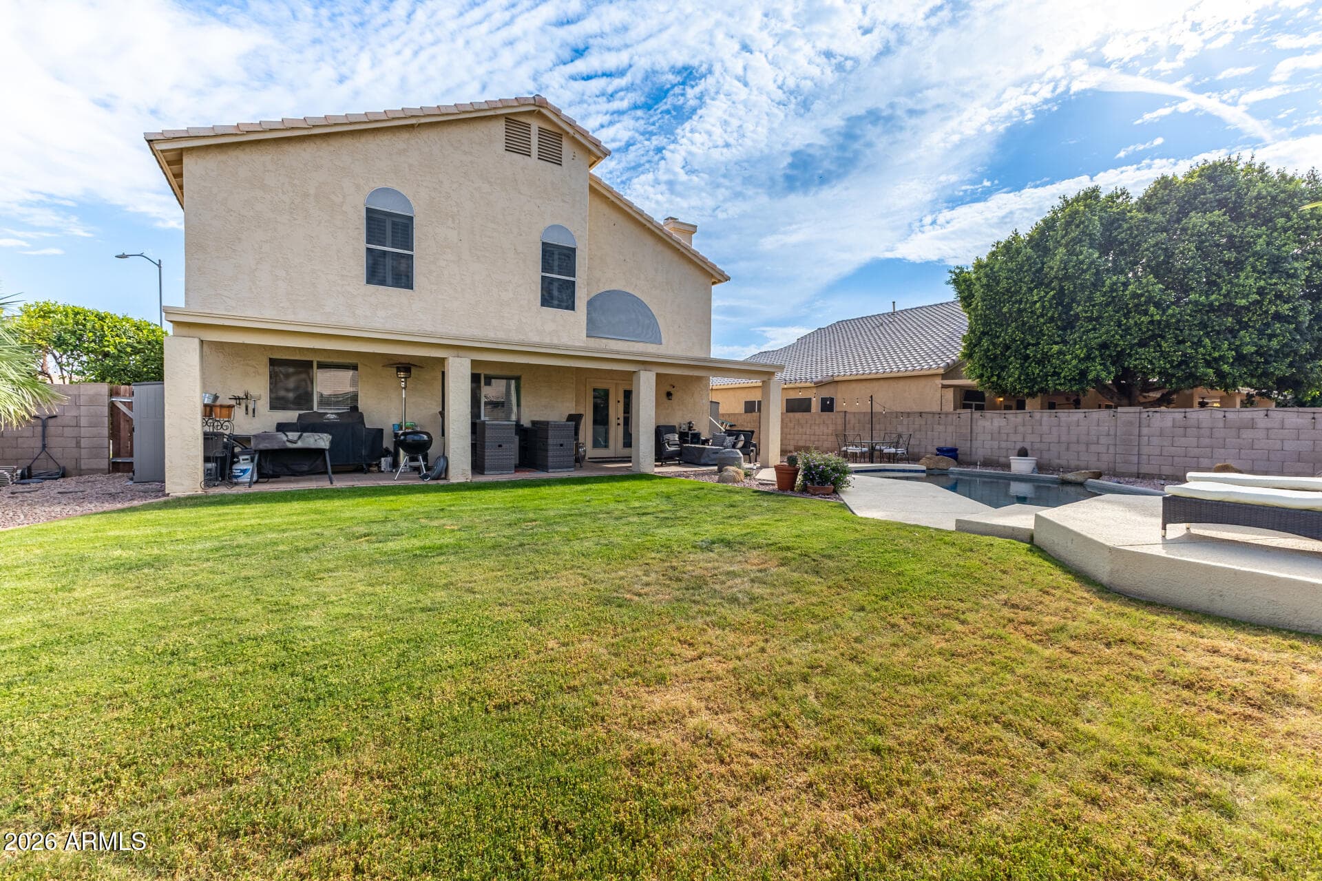 724 W Sandra Terrace — photo 34