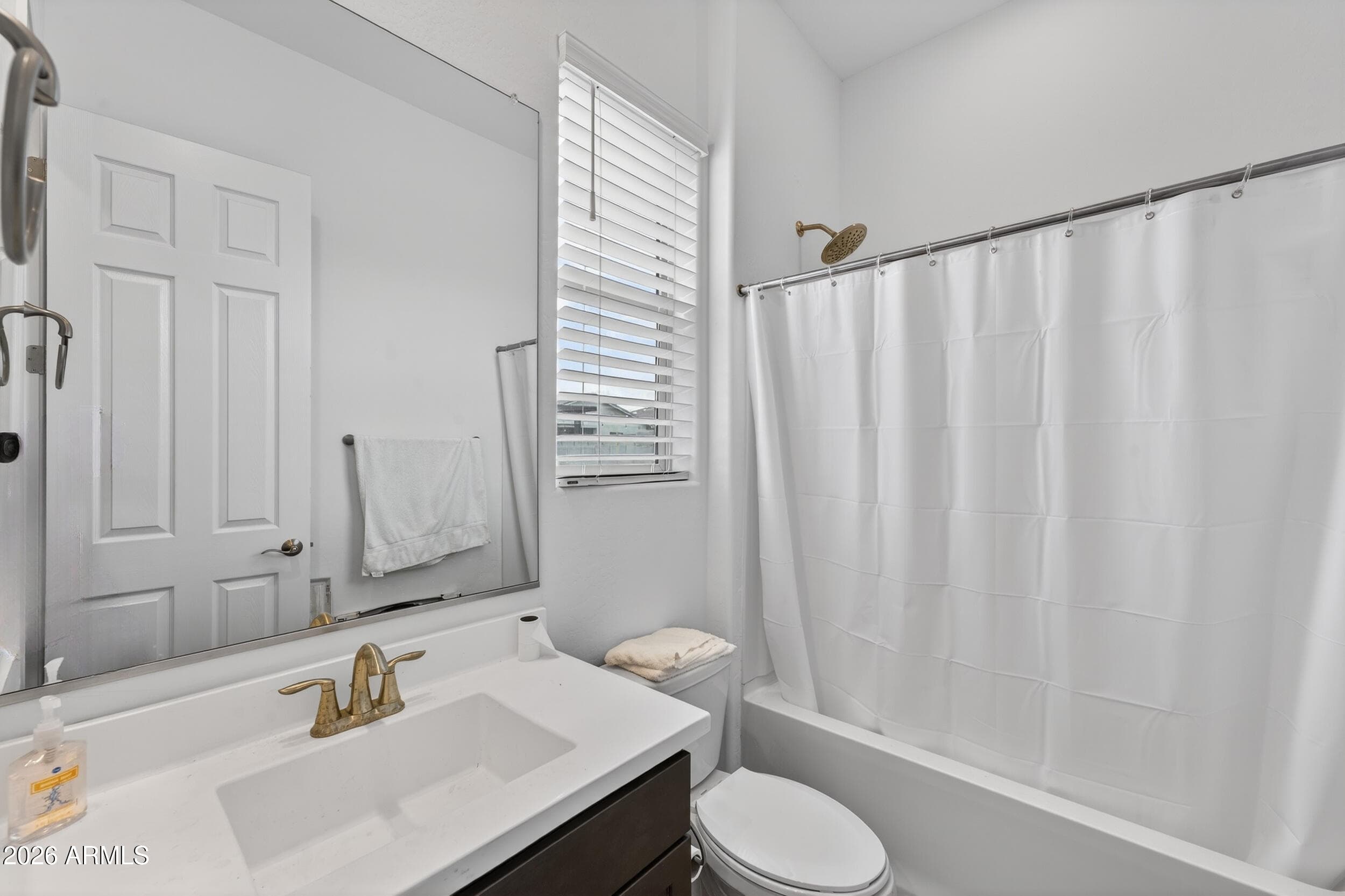 18209 W COLTER ST - Photo 4