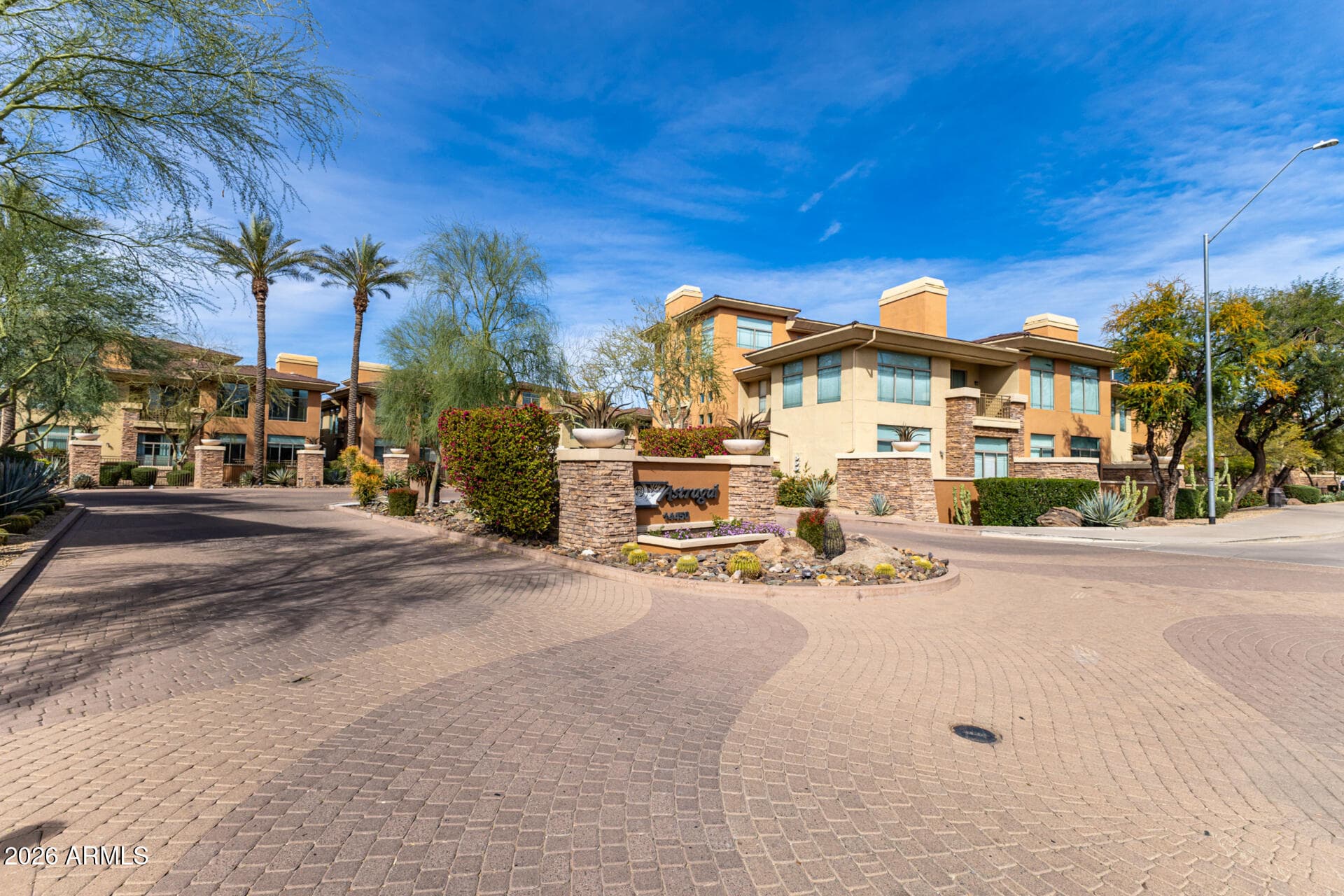 14450 N Thompson Peak Parkway 215 — photo 30