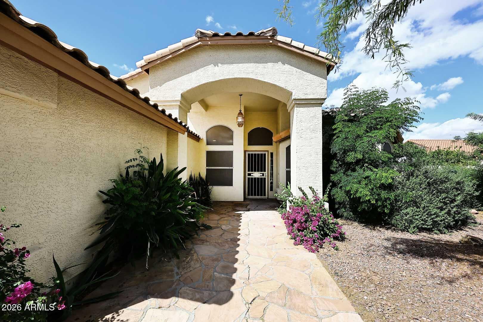 9920 N 57th Dr — photo 2