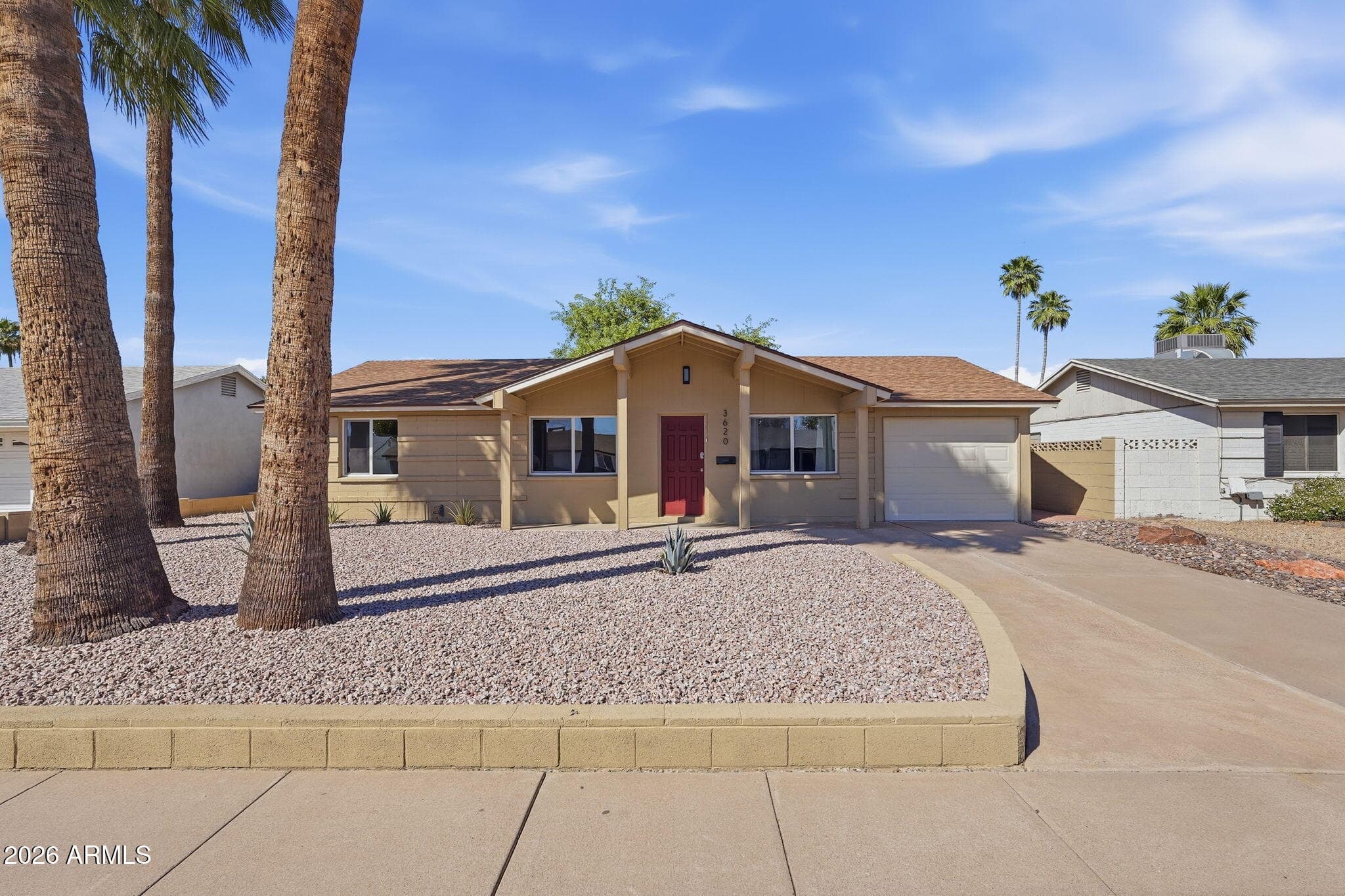 3620 E Ludlow Dr — photo 1