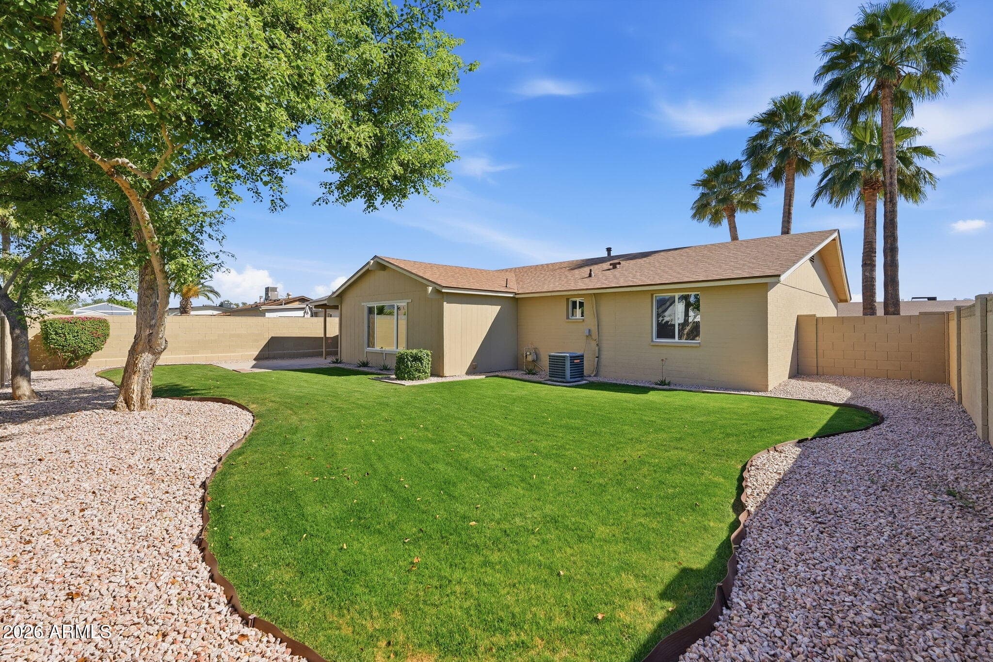 3620 E Ludlow Dr — photo 37