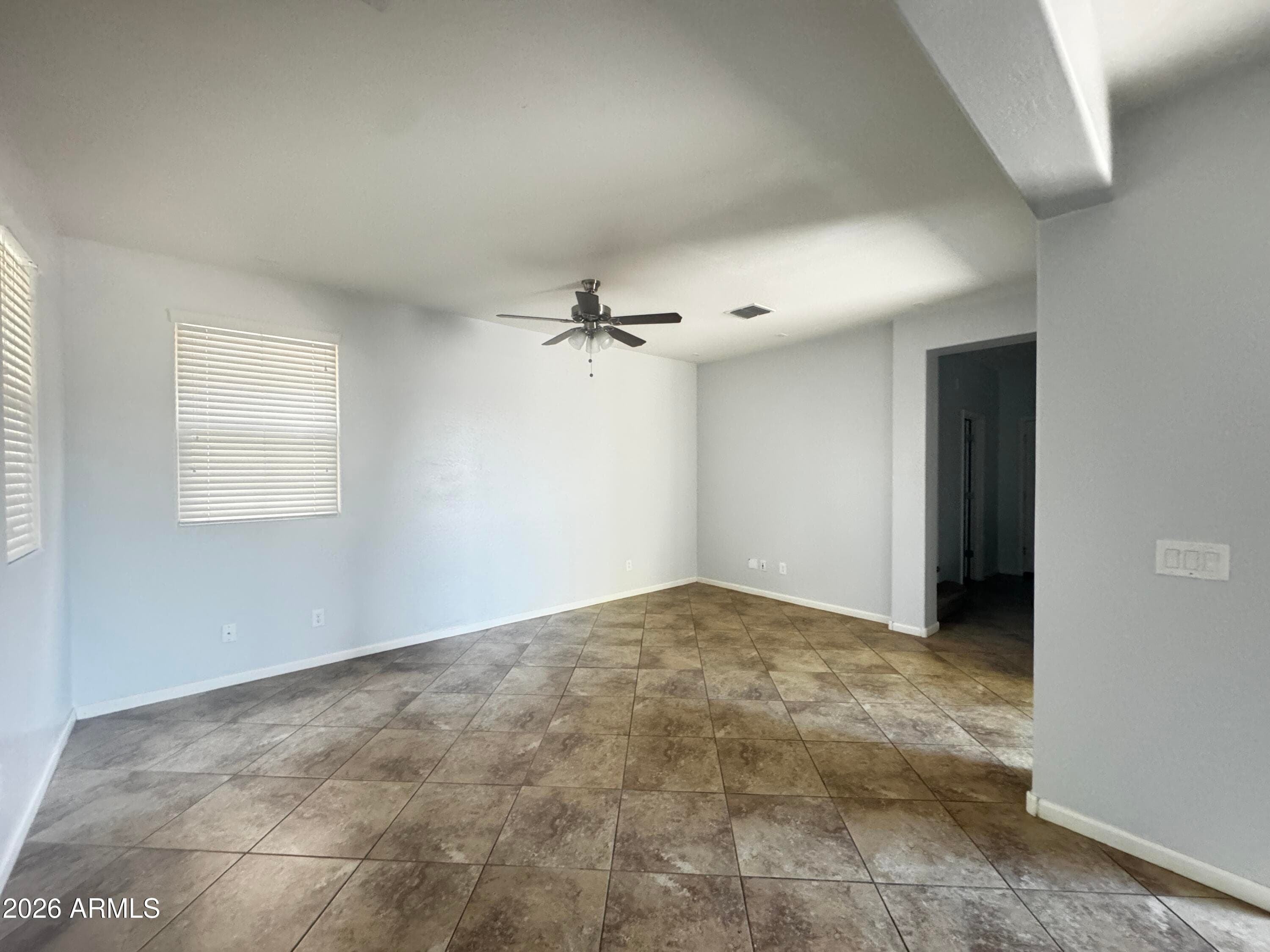3115 S Magnolia Ln — photo 2